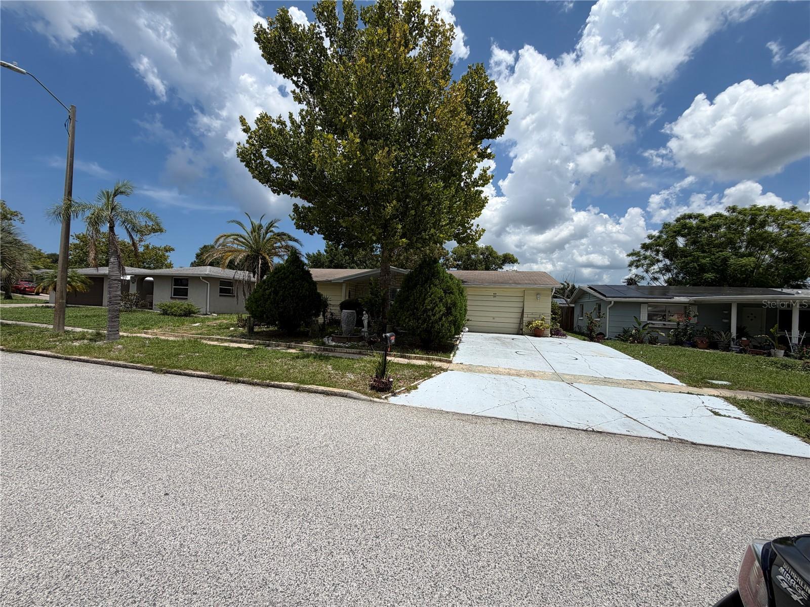 6251 6 Ave, New Port Richey, FL 34653