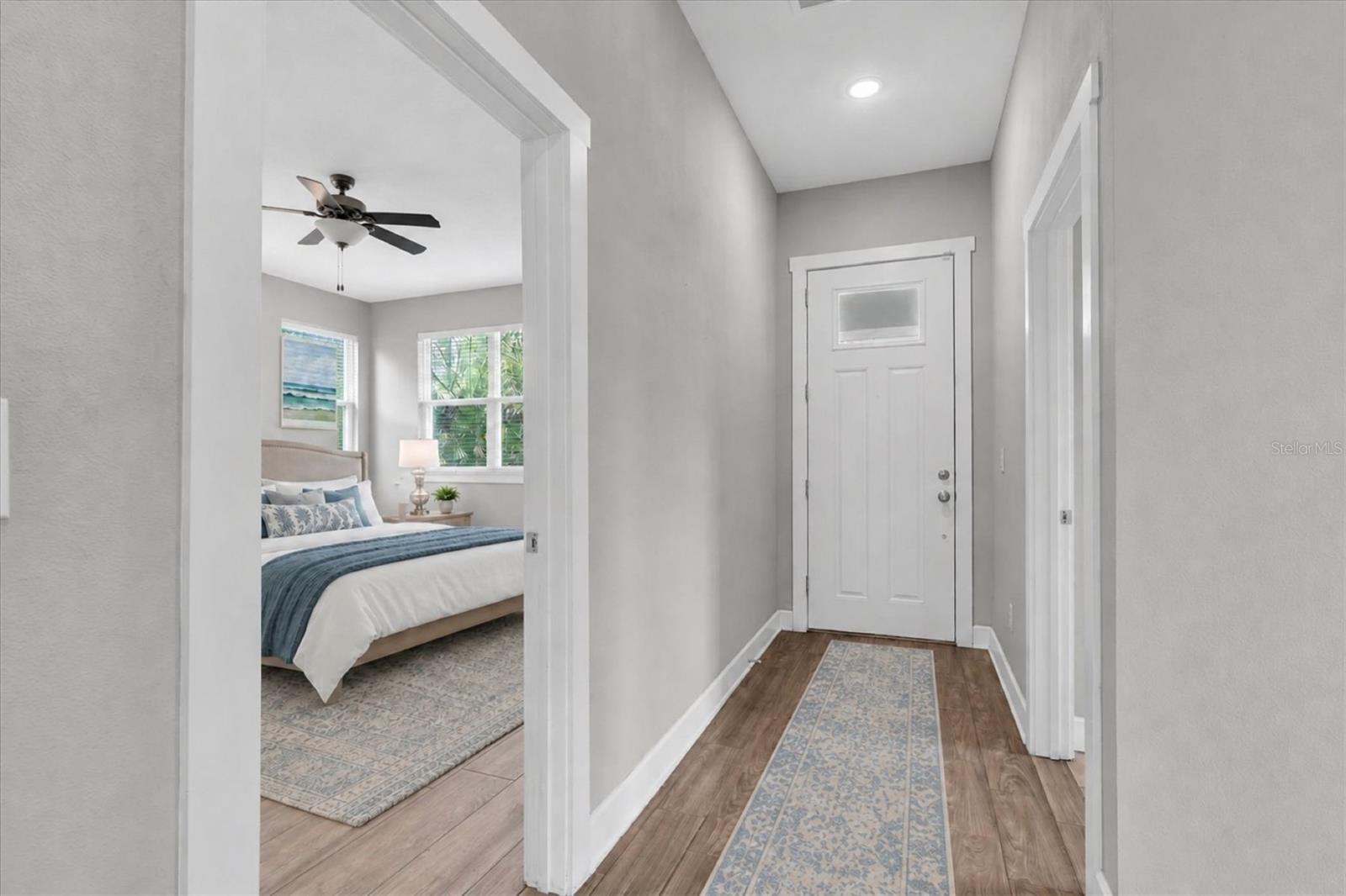 224 NE Jefferson Cir, Saint Petersburg, FL 33702 photo