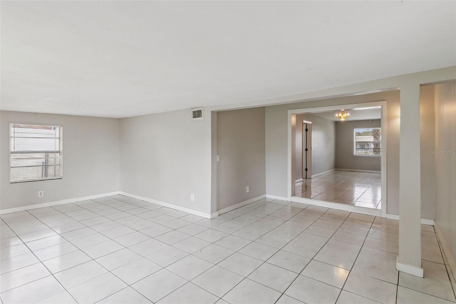 712 Clayton St, Brandon, FL 33511 photo