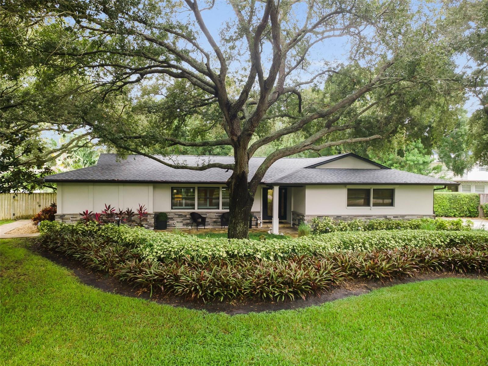 13123 108 Ave, Largo, FL 33774