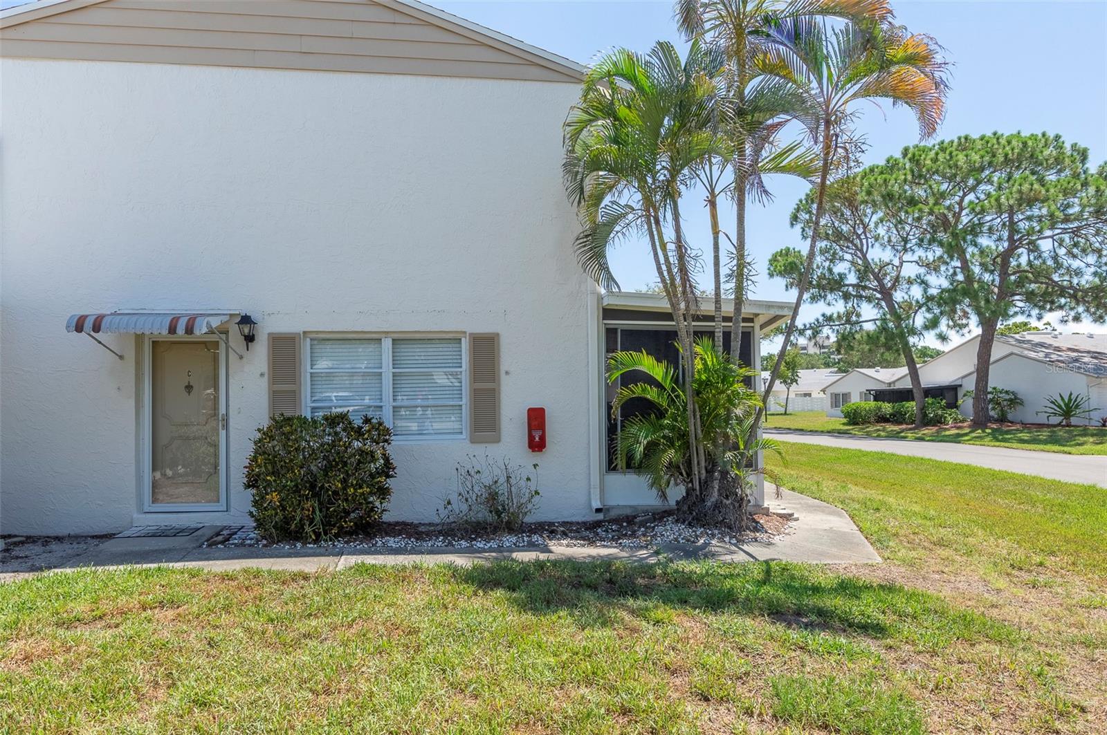 3281 38, Saint Petersburg, FL 33711