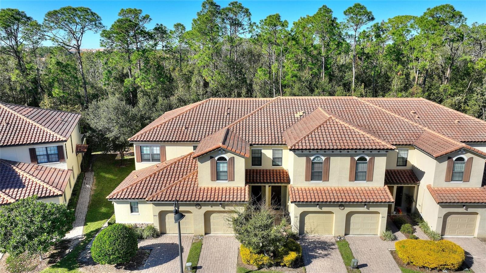 8205 Roseville Blvd, Davenport, FL 33896 photo