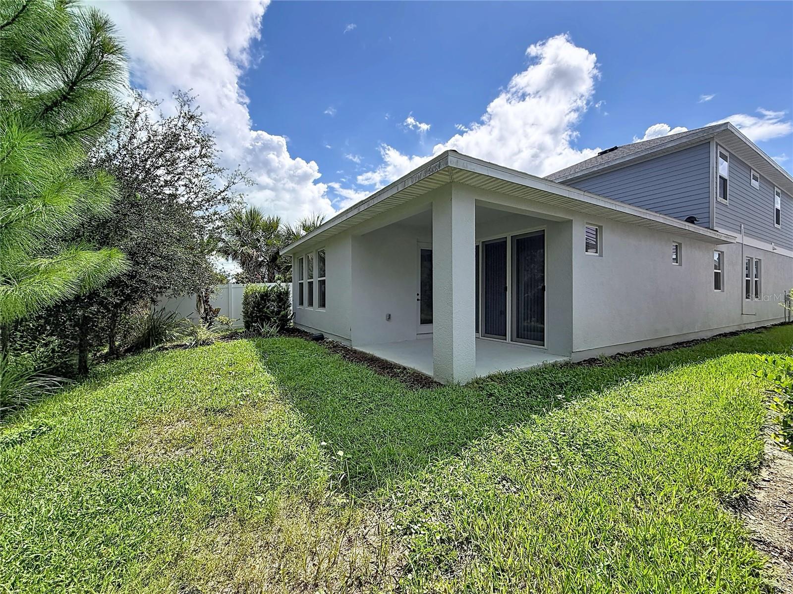 28591 Cozy Creek Dr, Wesley Chapel, FL 33543 photo