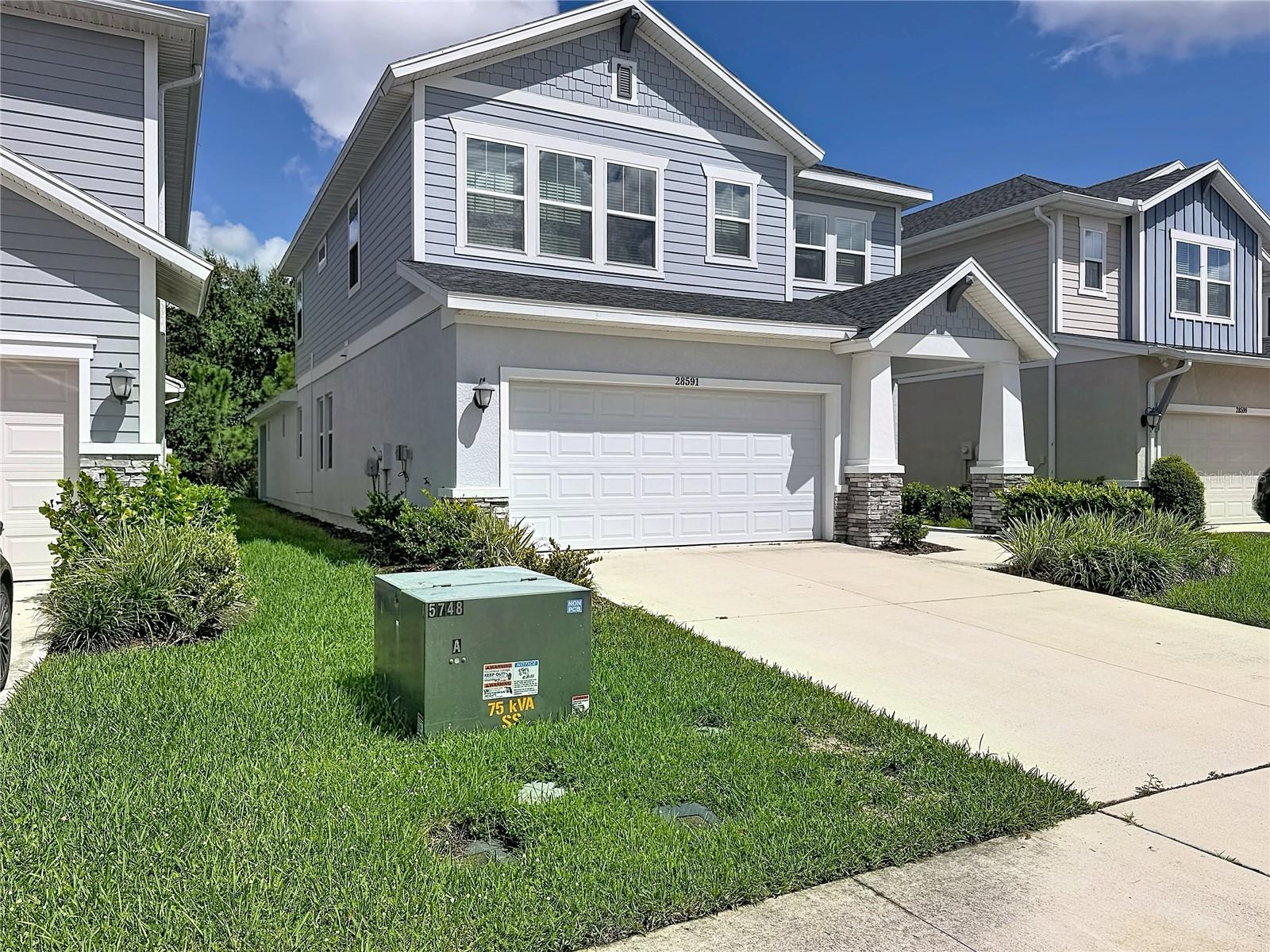 28591 Cozy Creek Dr, Wesley Chapel, FL 33543 photo