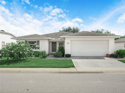 Single Family Residence in LAKELAND FL 2012 LONG BOAT DRIVE.jpg