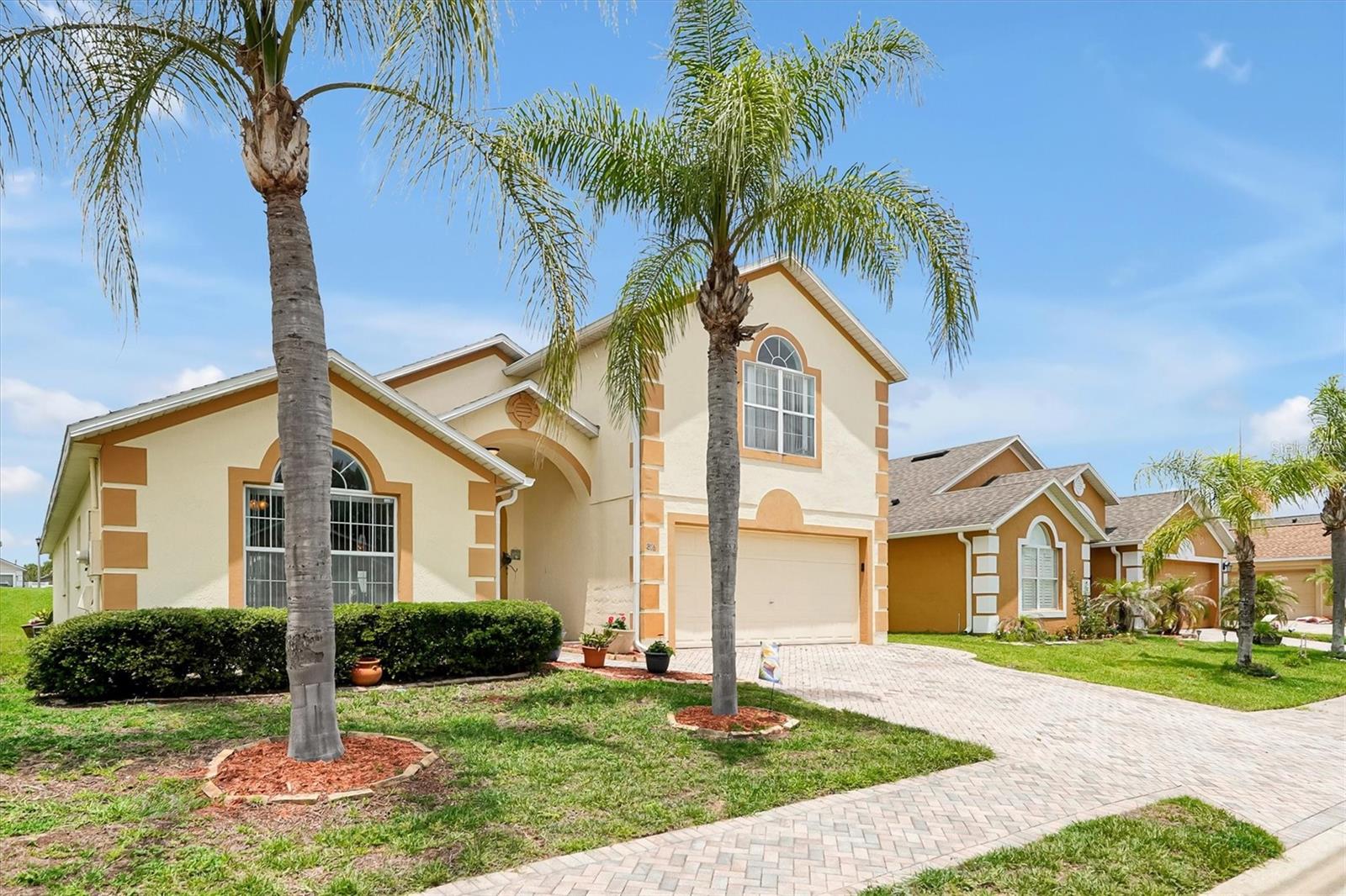 816 Knightsbridge Cir, Davenport, FL 33896 photo