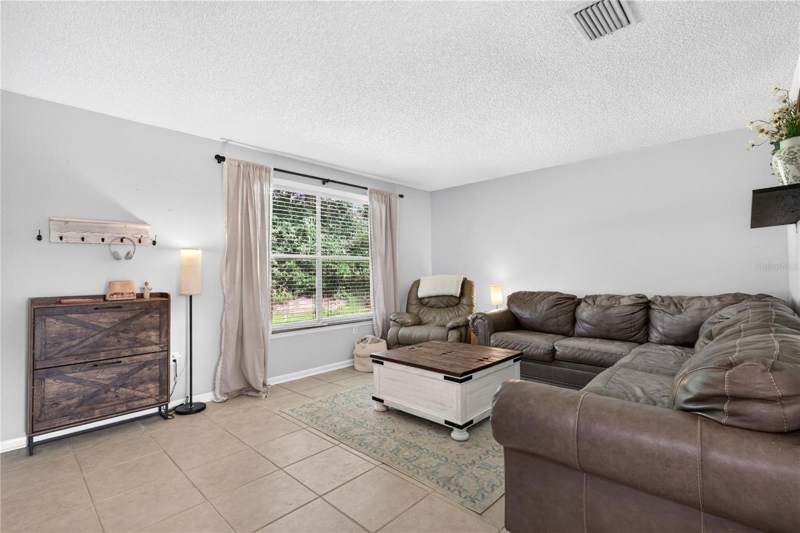 30832 Ridgeview Ave, Mount Plymouth, FL 32776 photo