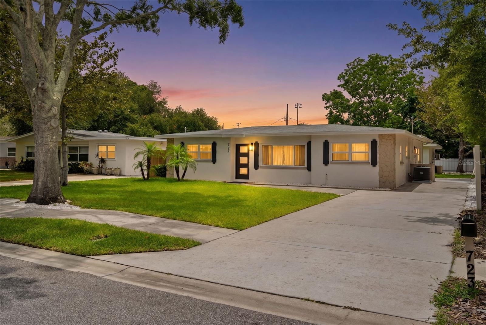 723 Bayshore Dr, Tarpon Springs, FL 34689