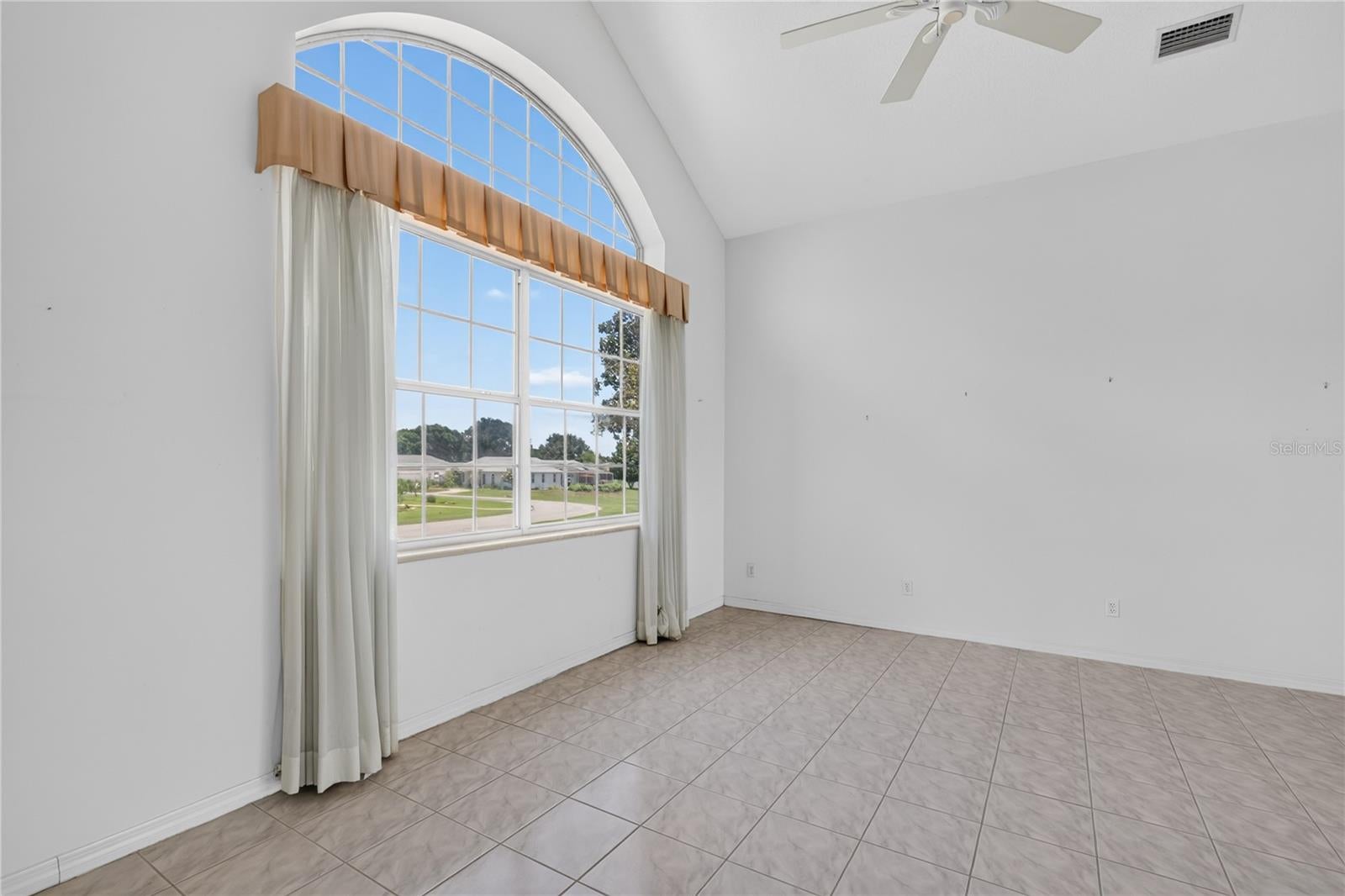 12608 Lake Ridge Cir, Clermont, FL 34711 photo