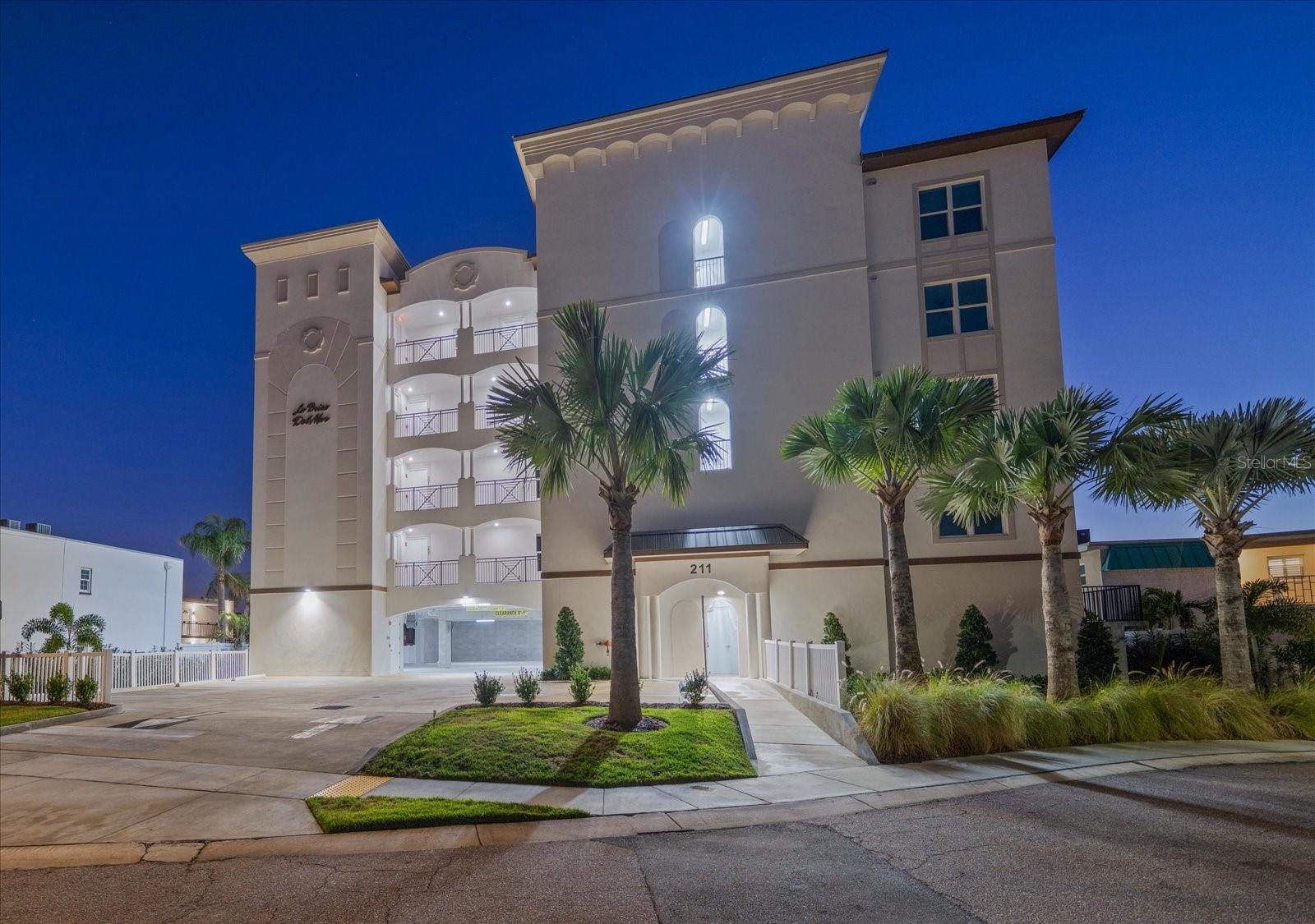 211 Dolphin Pt #201, Clearwater, FL 33767 photo