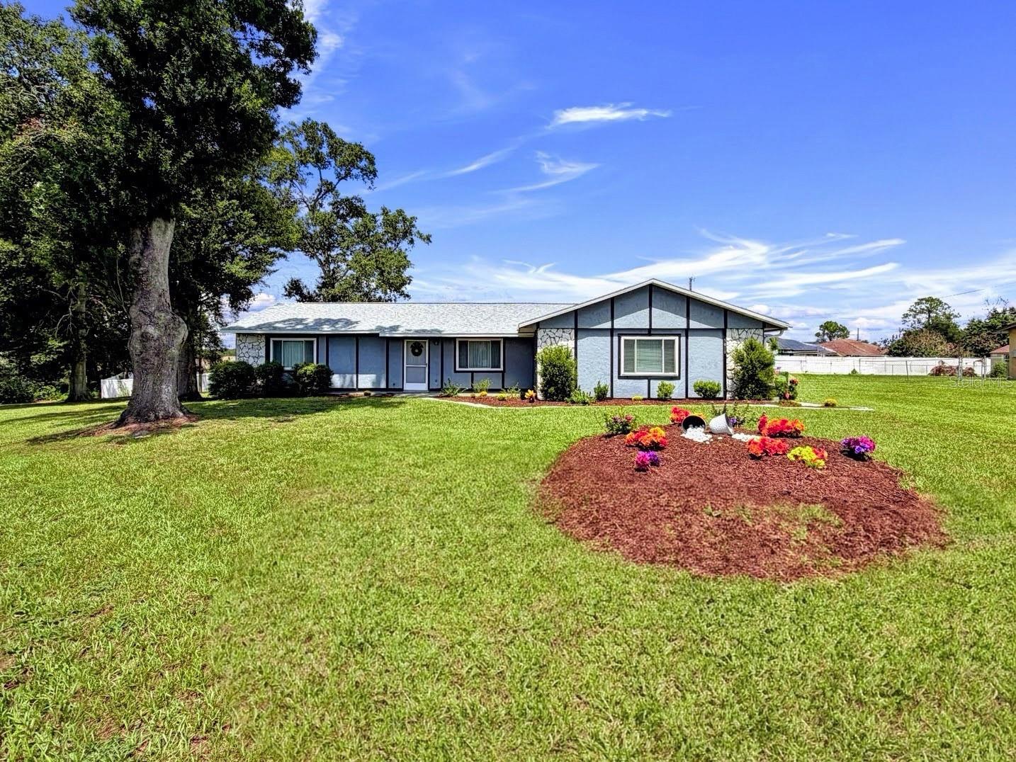 5810 Crest Ln, Lakeland, FL 33812 photo