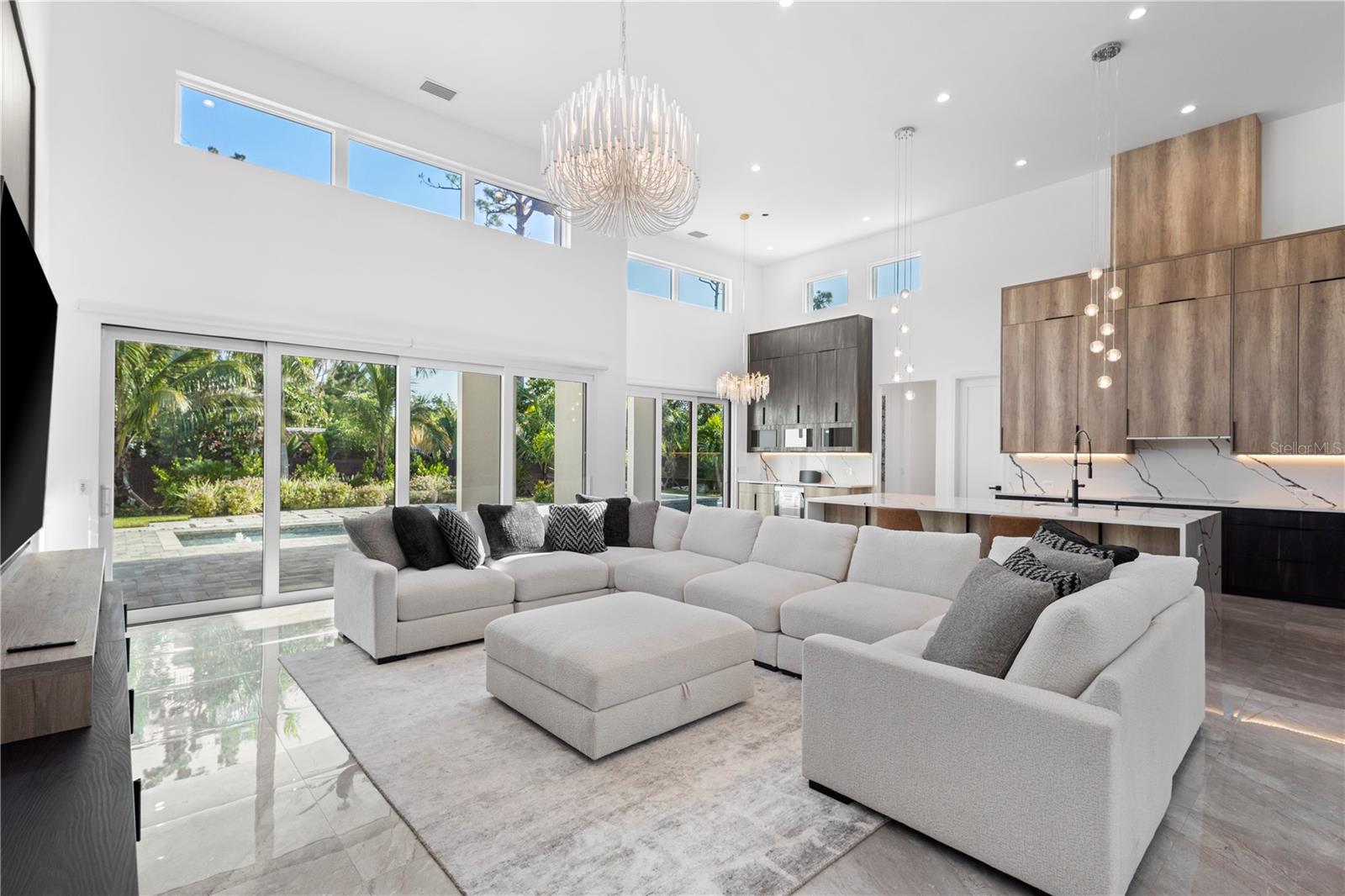 2456 Missara Ln, Sarasota, FL 34231 photo