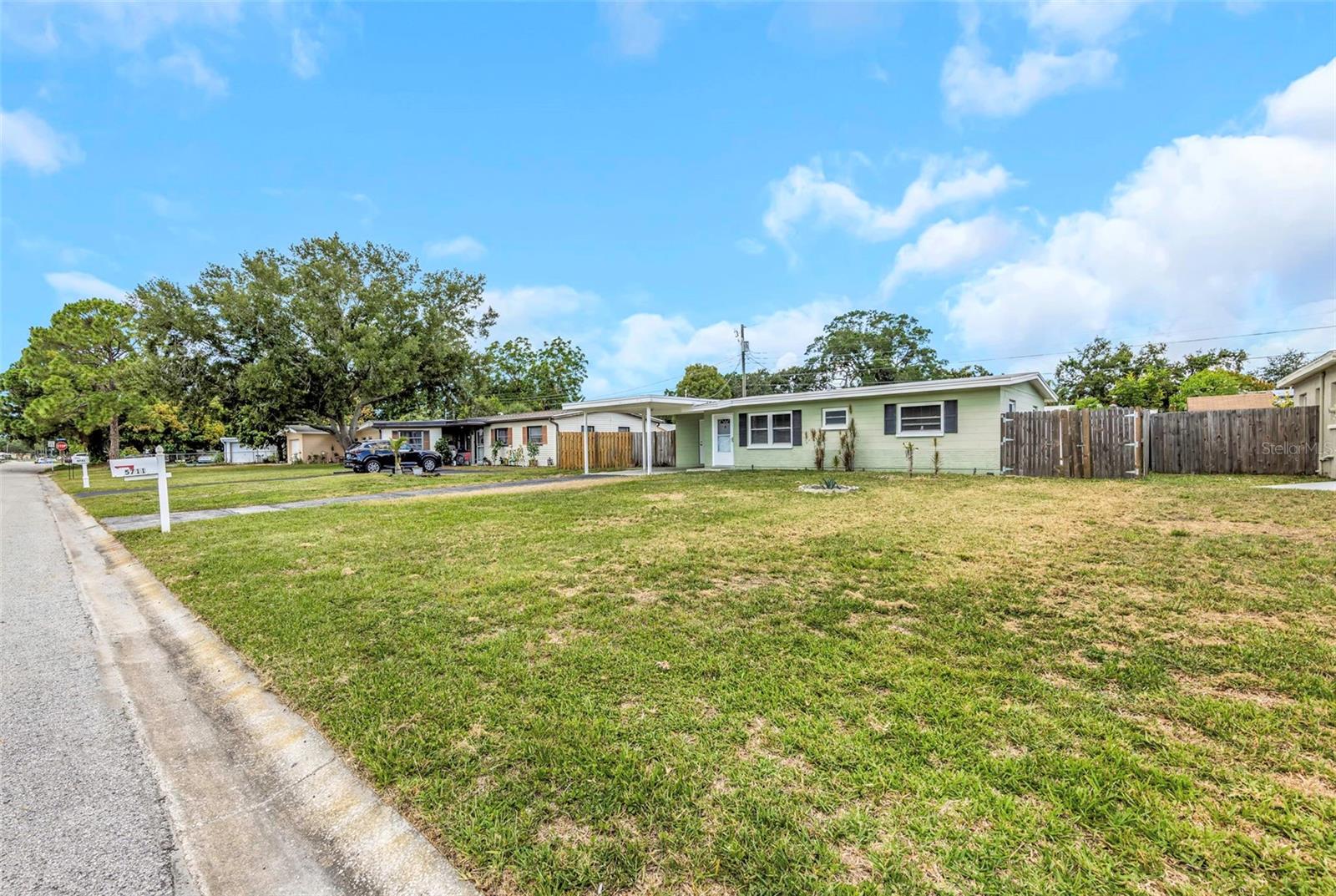 5711 92 Ave, Pinellas Park, FL 33782 photo
