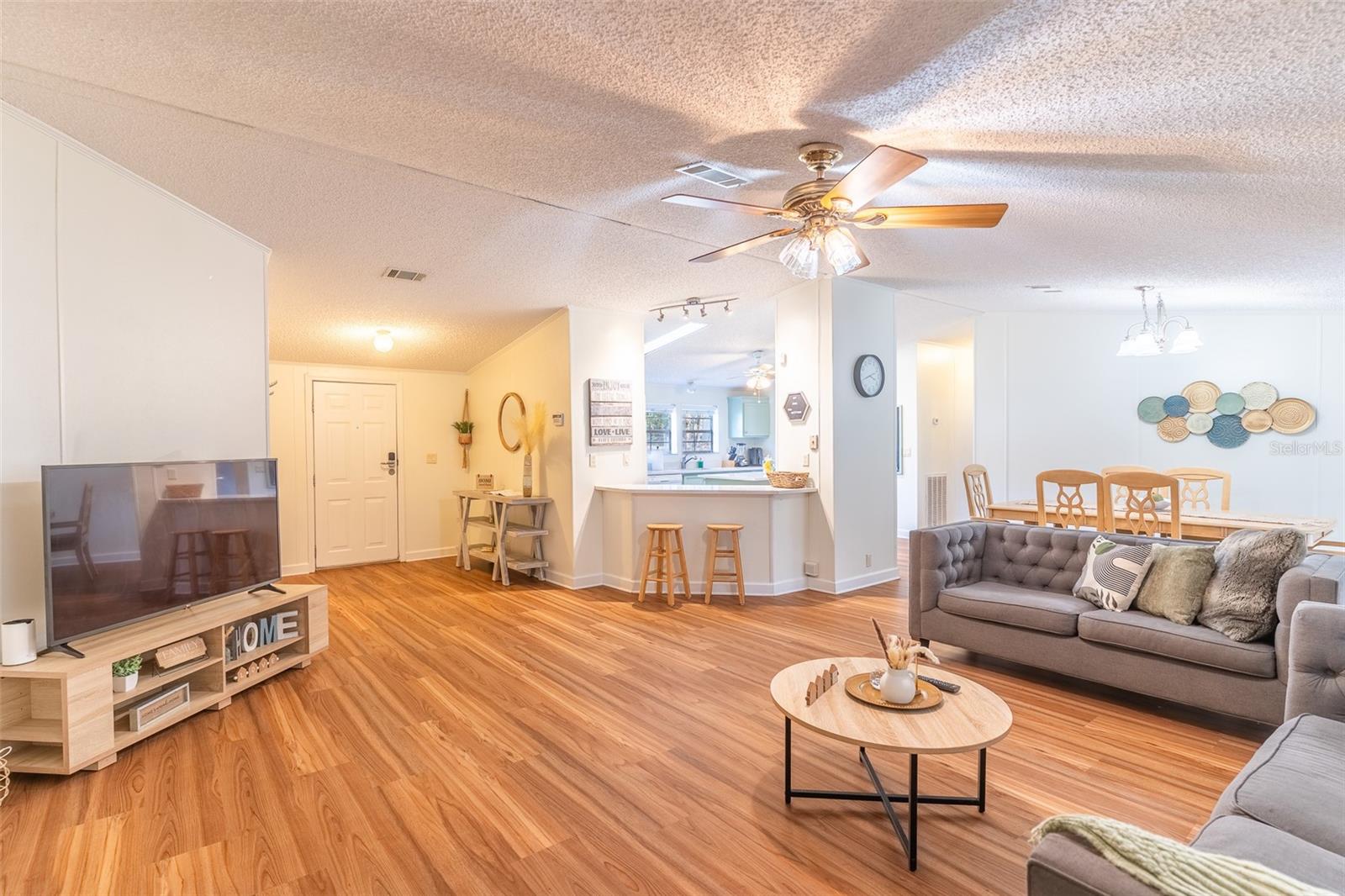 5028 Clewis Ave, Tampa, FL 33610 photo