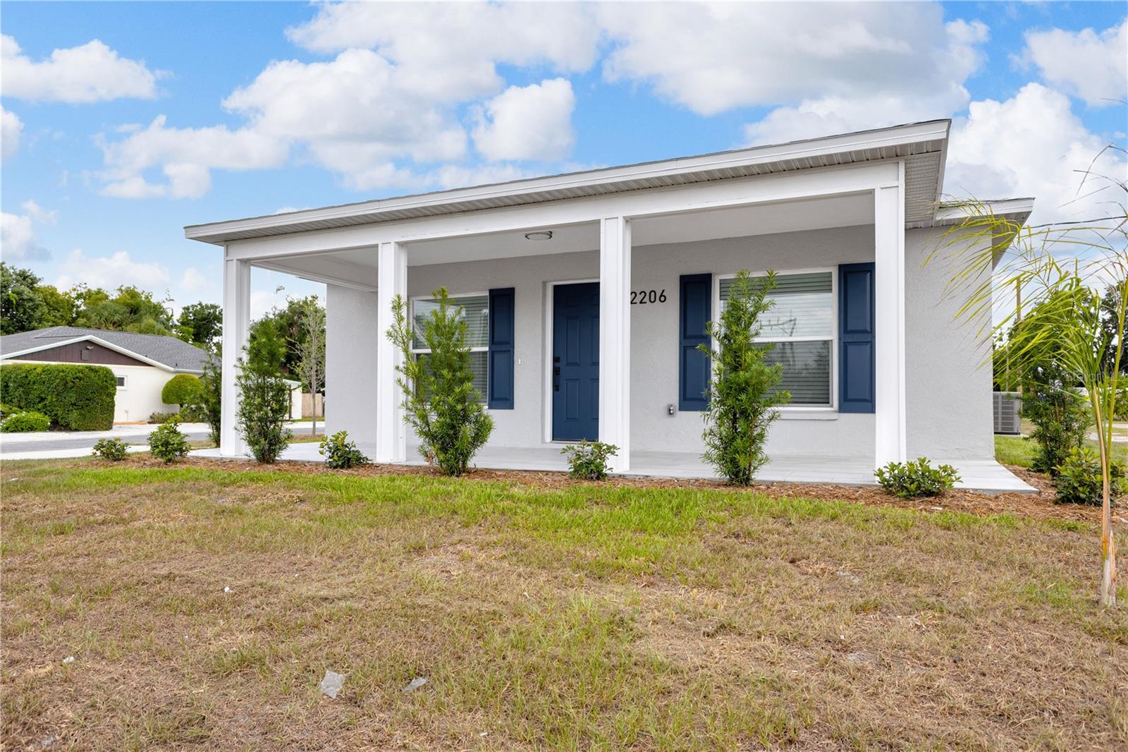 2206 53 Ave, Bradenton, FL 34203