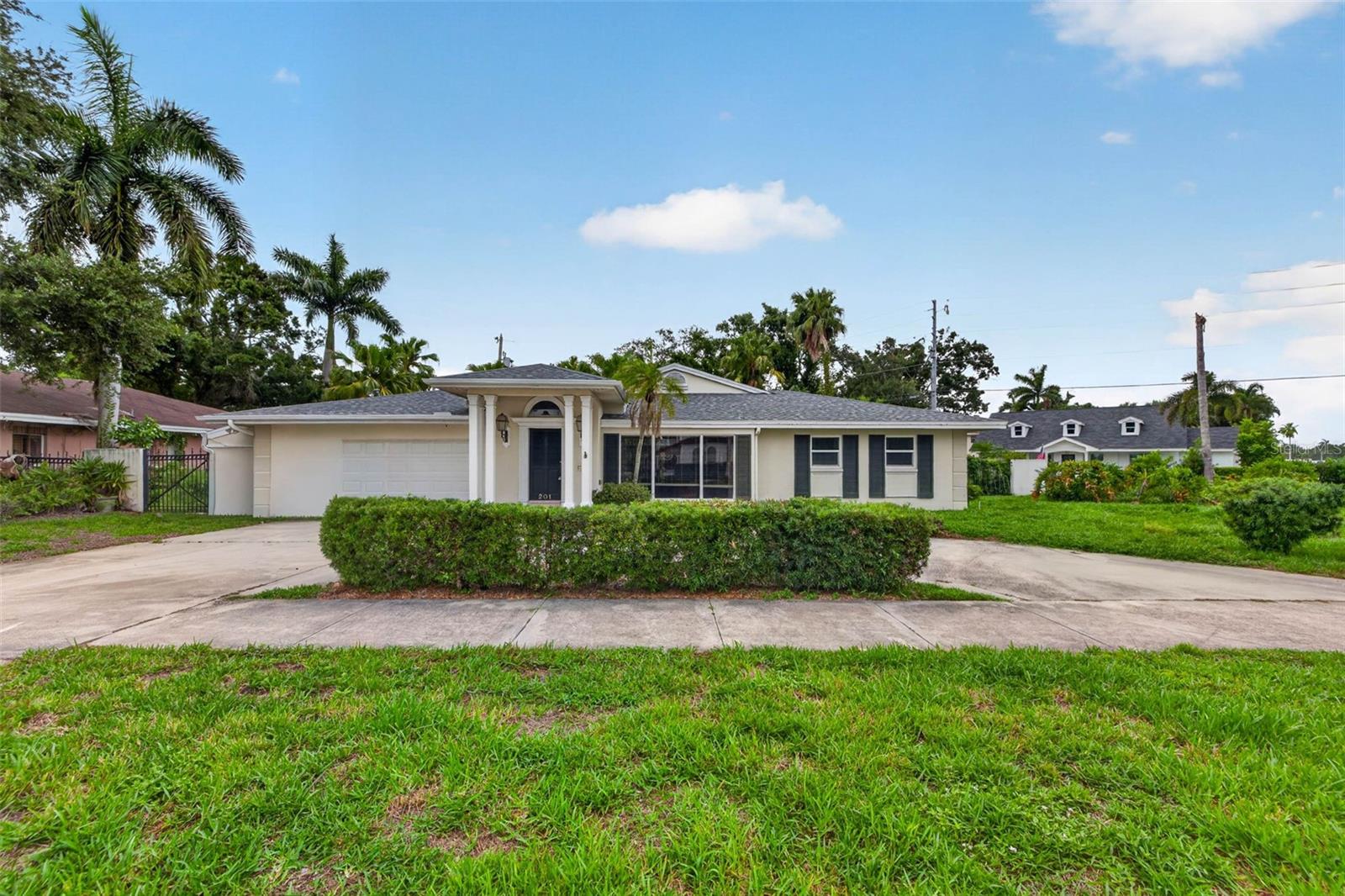 201 Snell Isle Blvd, Saint Petersburg, FL 33704