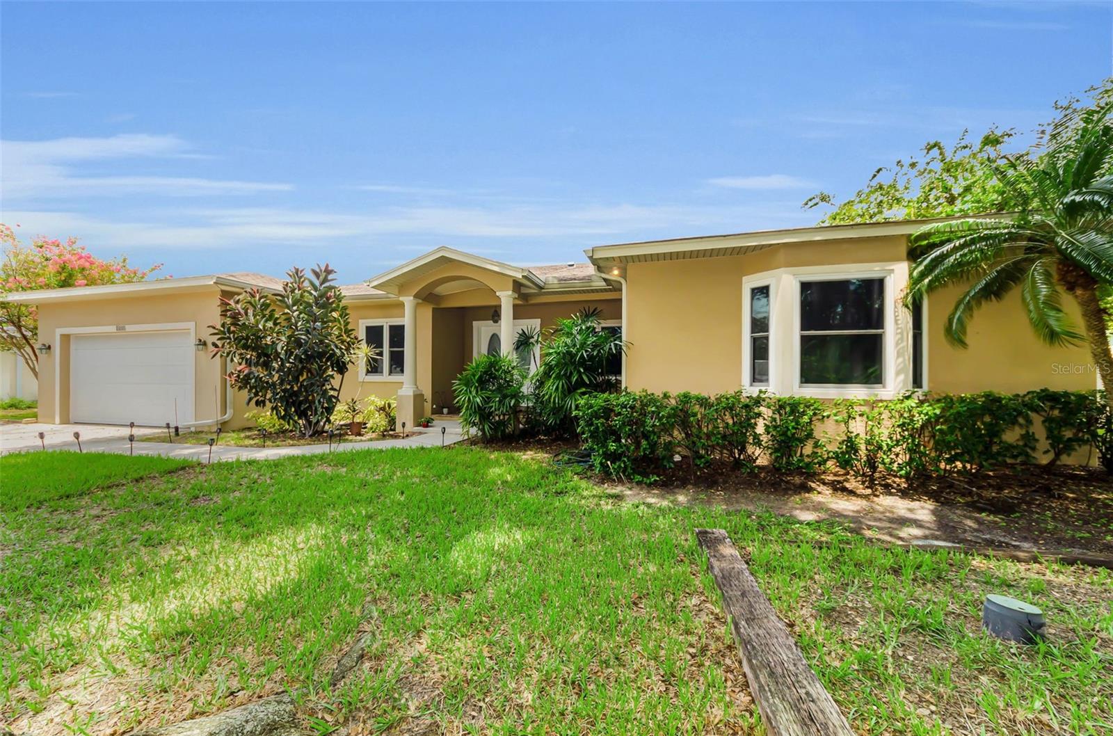 1888 Bugle Ln, Clearwater, FL 33764 photo