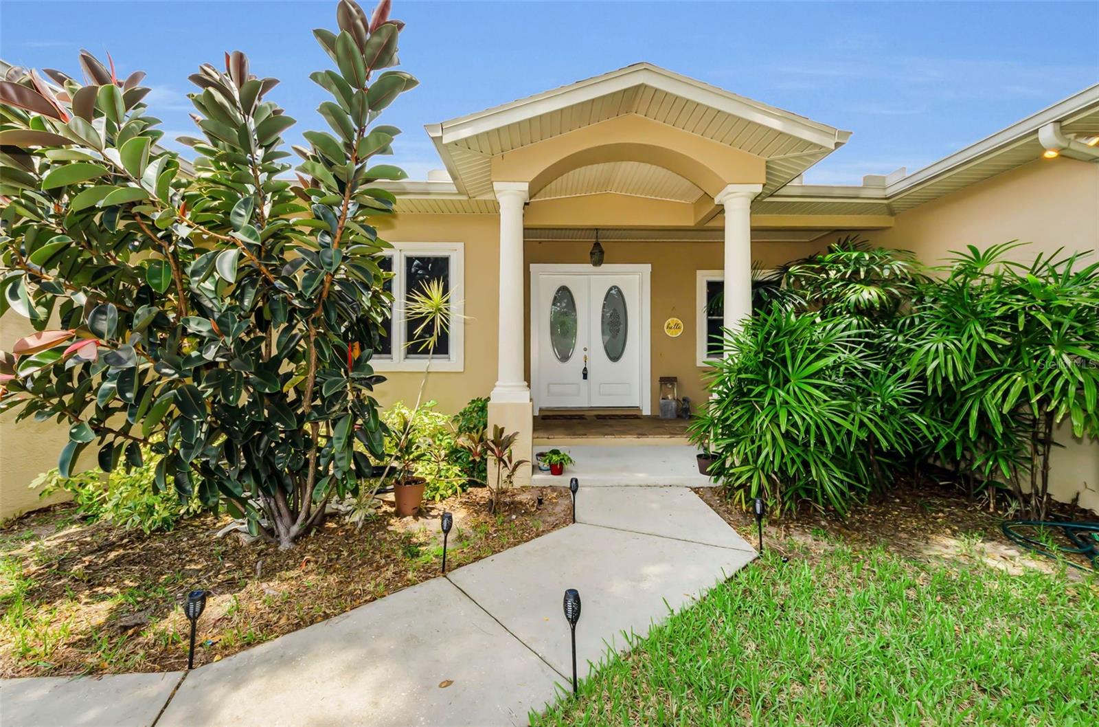 1888 Bugle Ln, Clearwater, FL 33764 photo