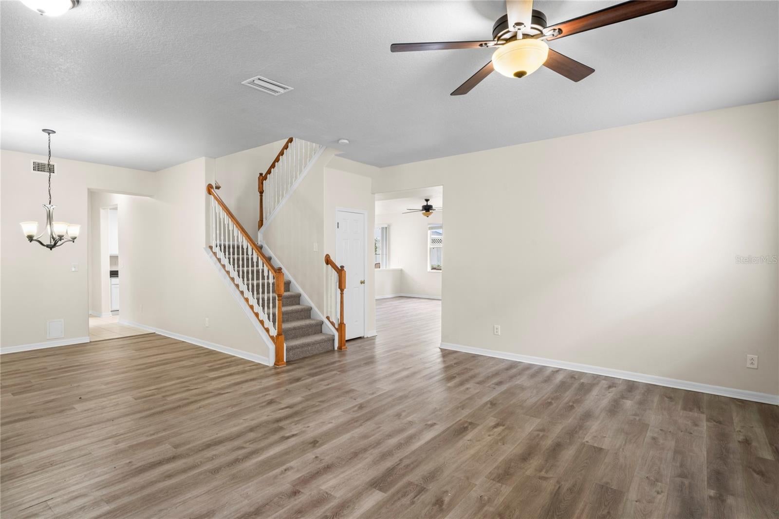 7249 Bridgeview Dr, Wesley Chapel, FL 33545 photo