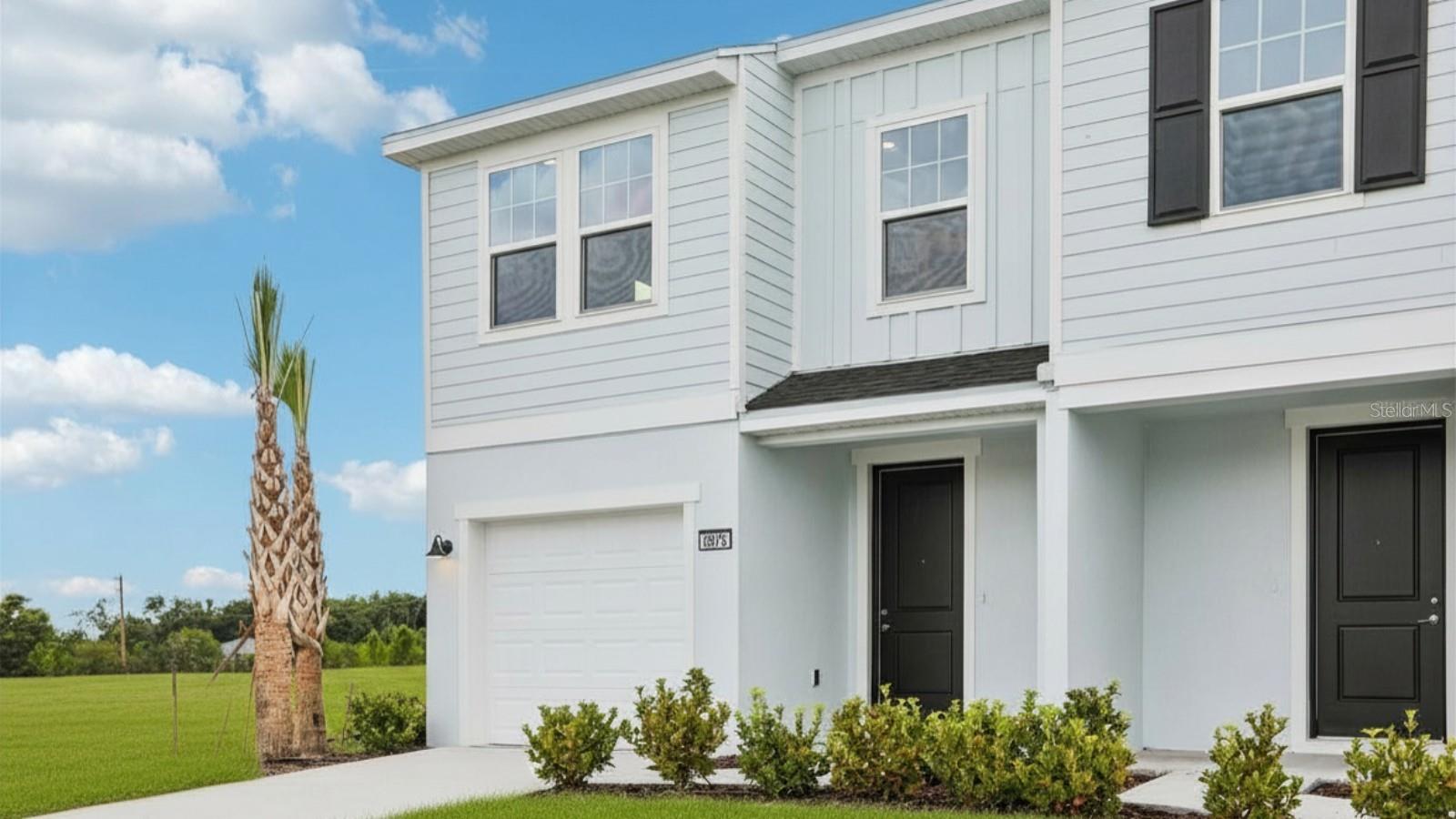6876 Holcombe Down Dr, Zephyrhills, FL 33541