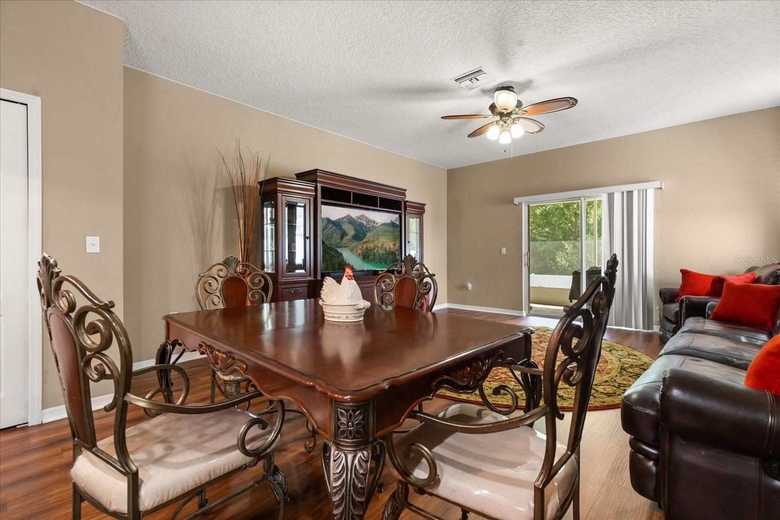 2721 Walden Woods Dr, Plant City, FL 33566 photo