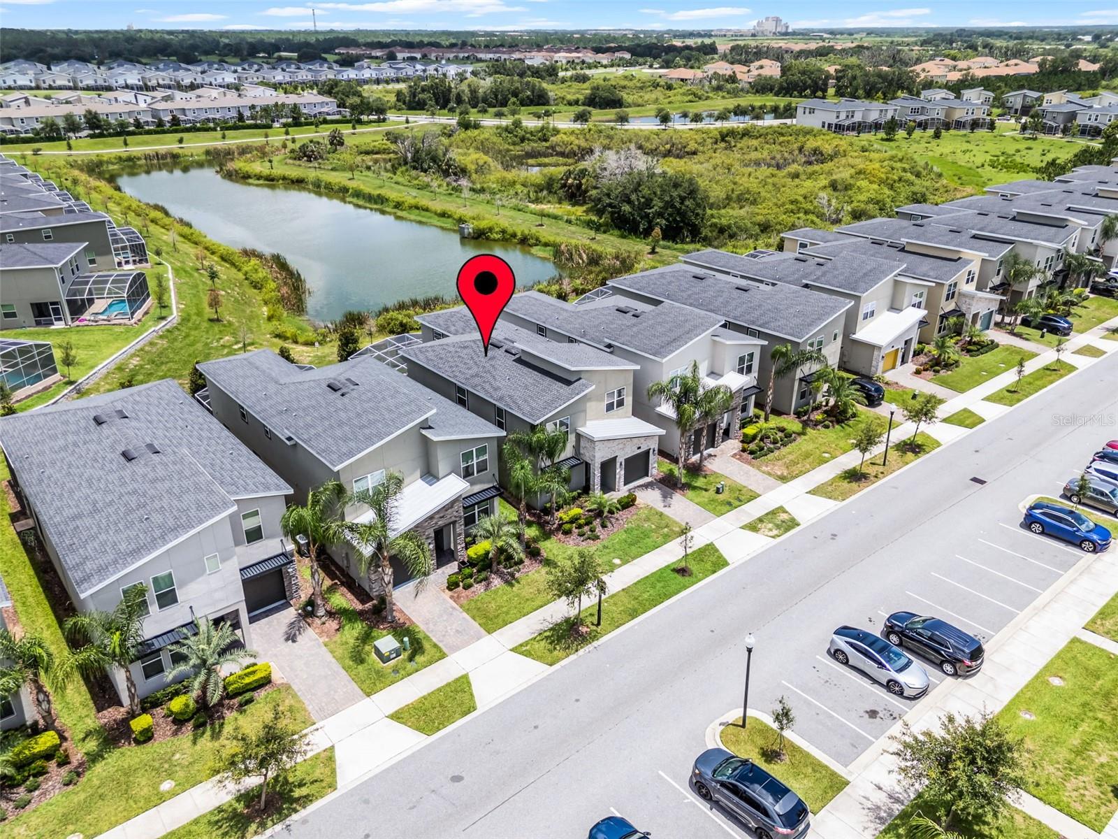661 Drop Shot Dr, Davenport, FL 33896