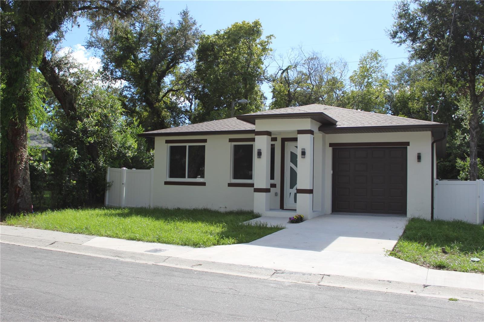 3712 N 36 St, Tampa, FL 33610 photo