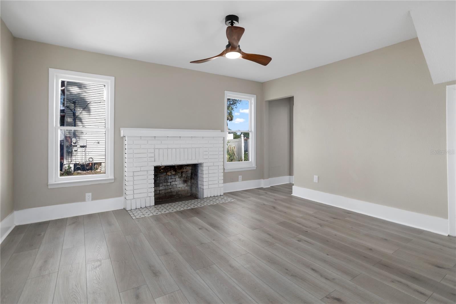 821 E Lemon Ave, Eustis, FL 32726 photo