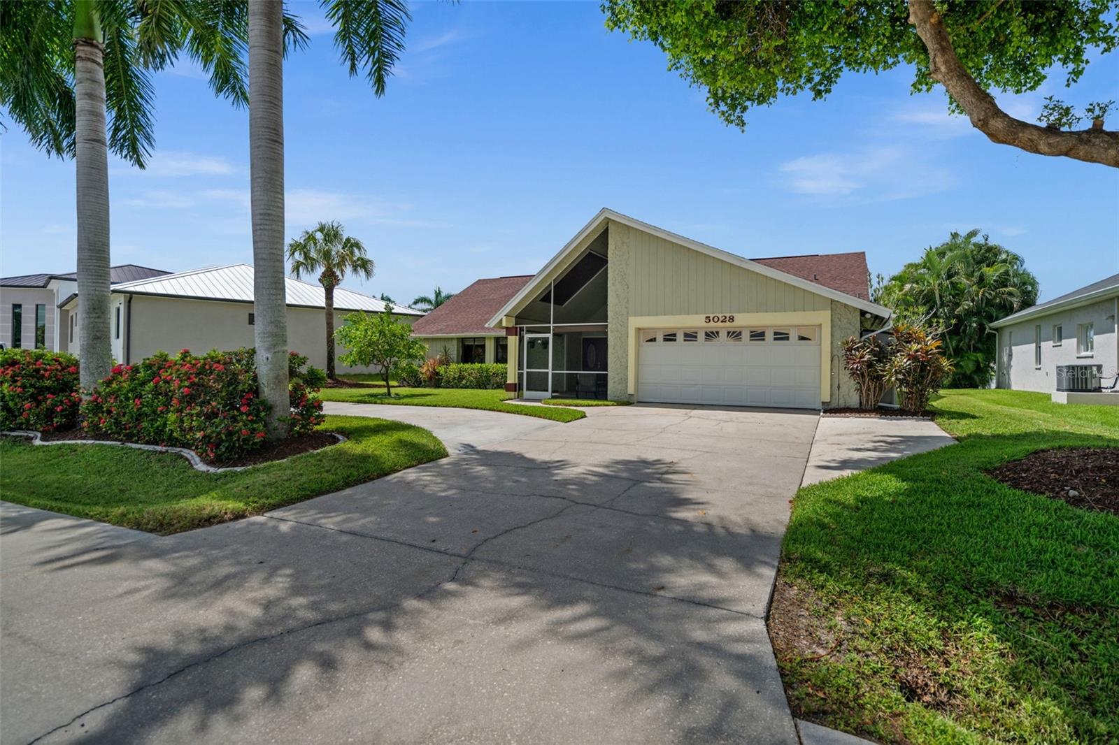 5028 Pelican Blvd, Cape Coral, FL 33914 photo