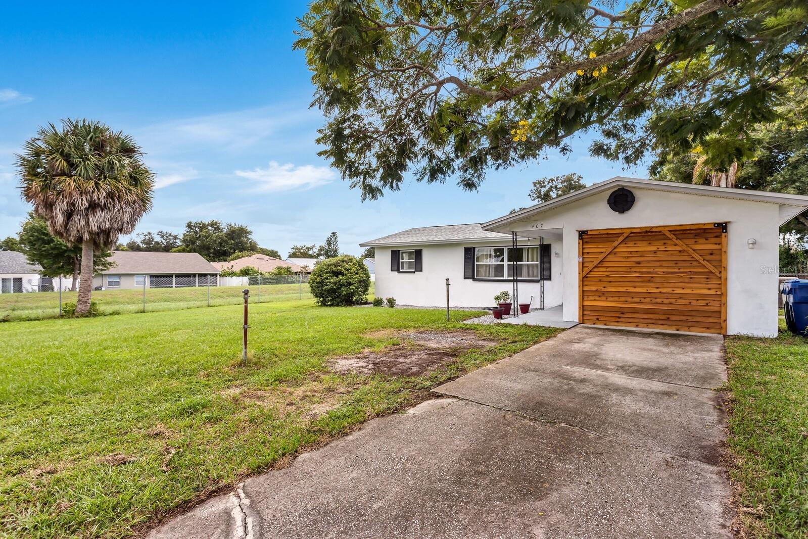 407 Ocean Ct, Largo, FL 33756 photo
