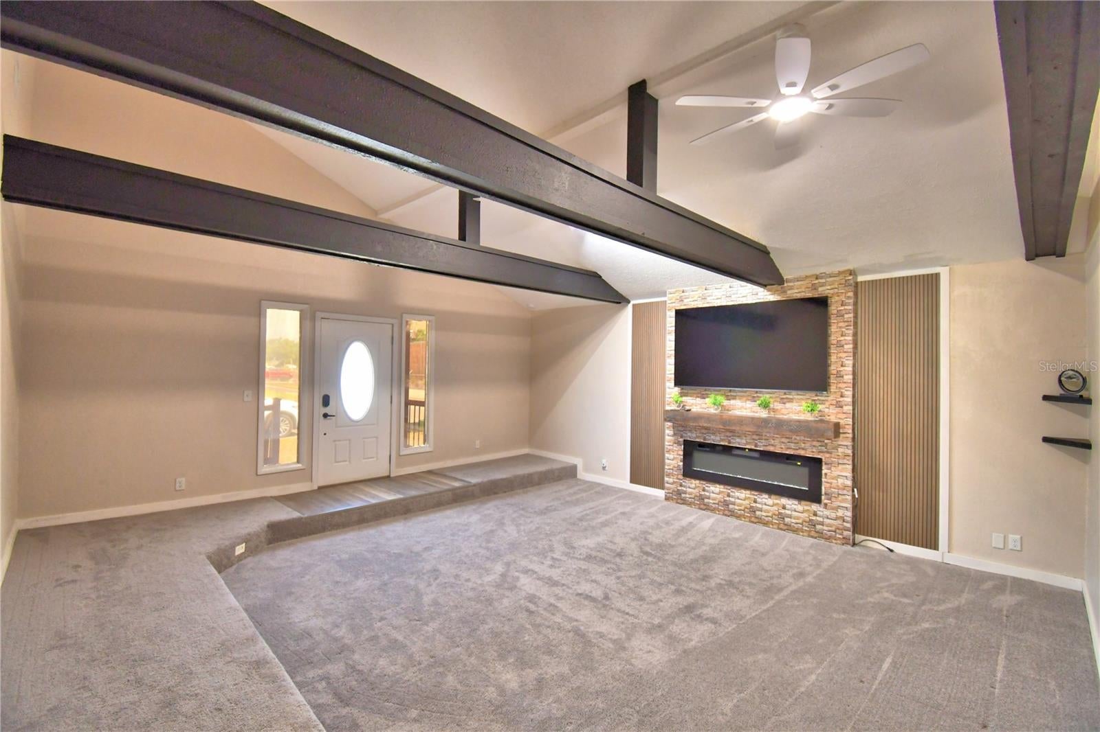 208 Center St, Auburndale, FL 33823 photo