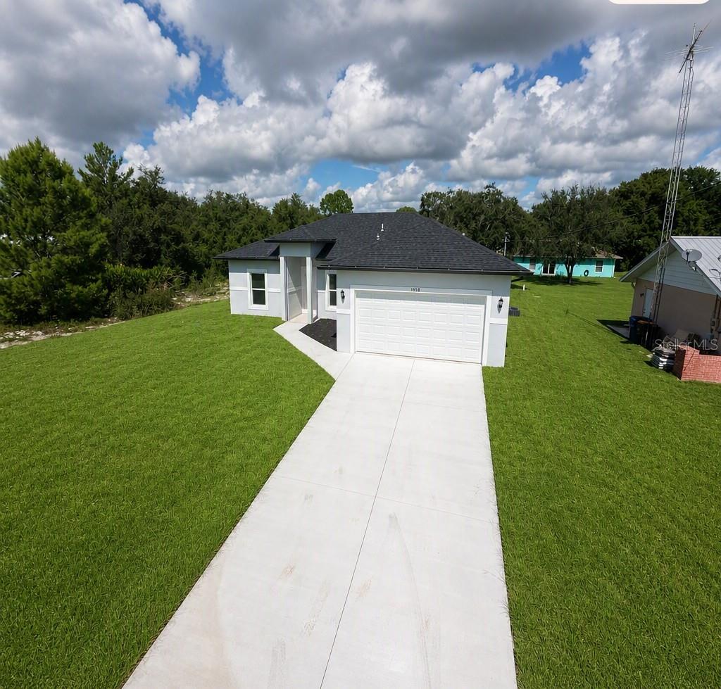 1018 Godetia St, Lake Placid, FL 33852