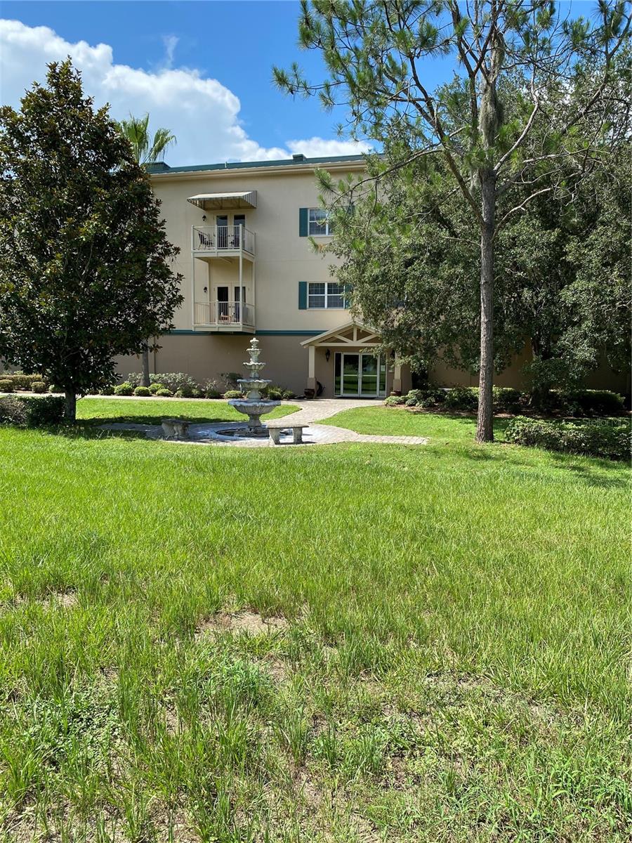 8176 Southern Pines Dr, Brooksville, FL 34601