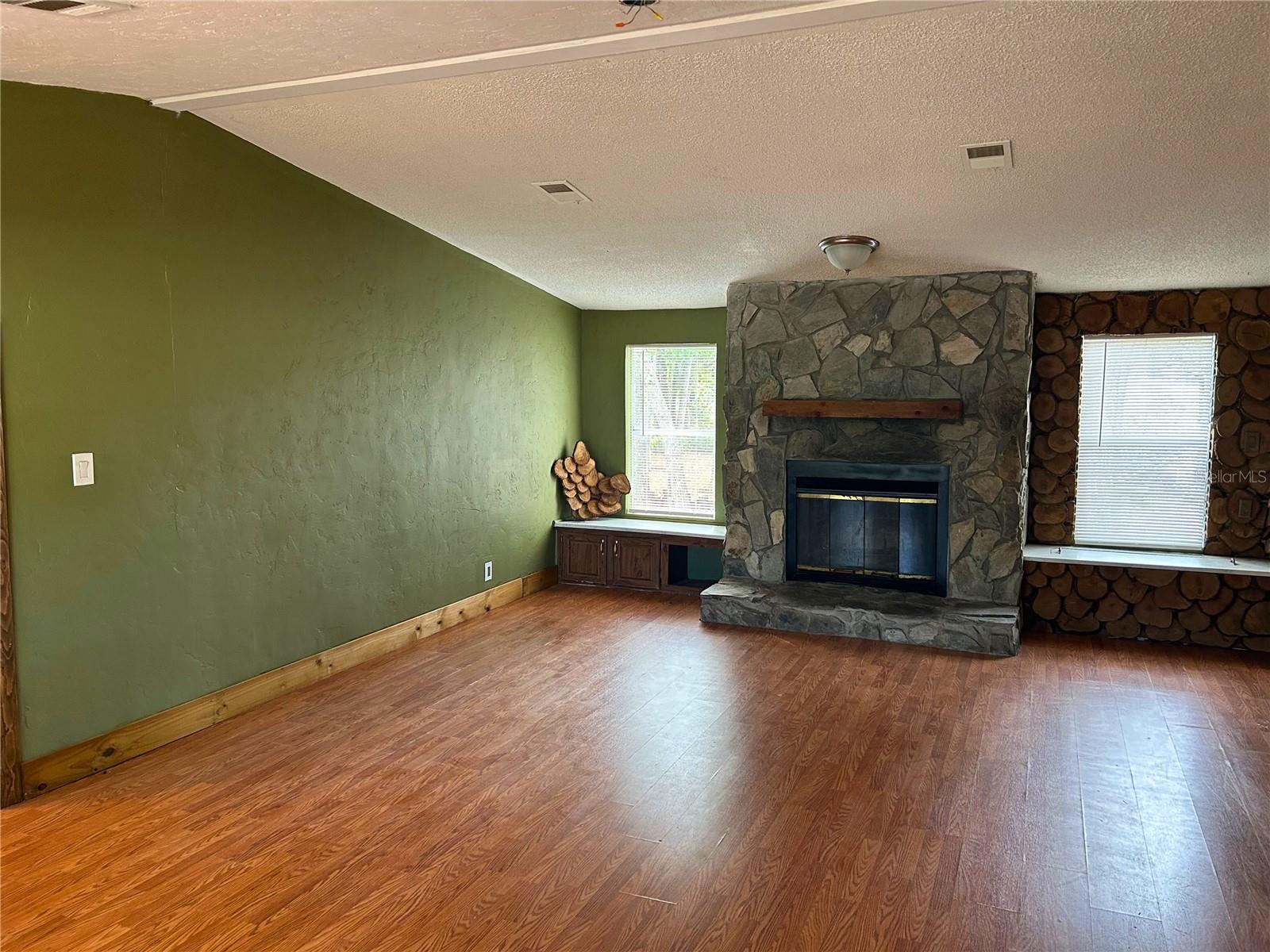 9867 Jerome Dr, New Port Richey, FL 34654 photo