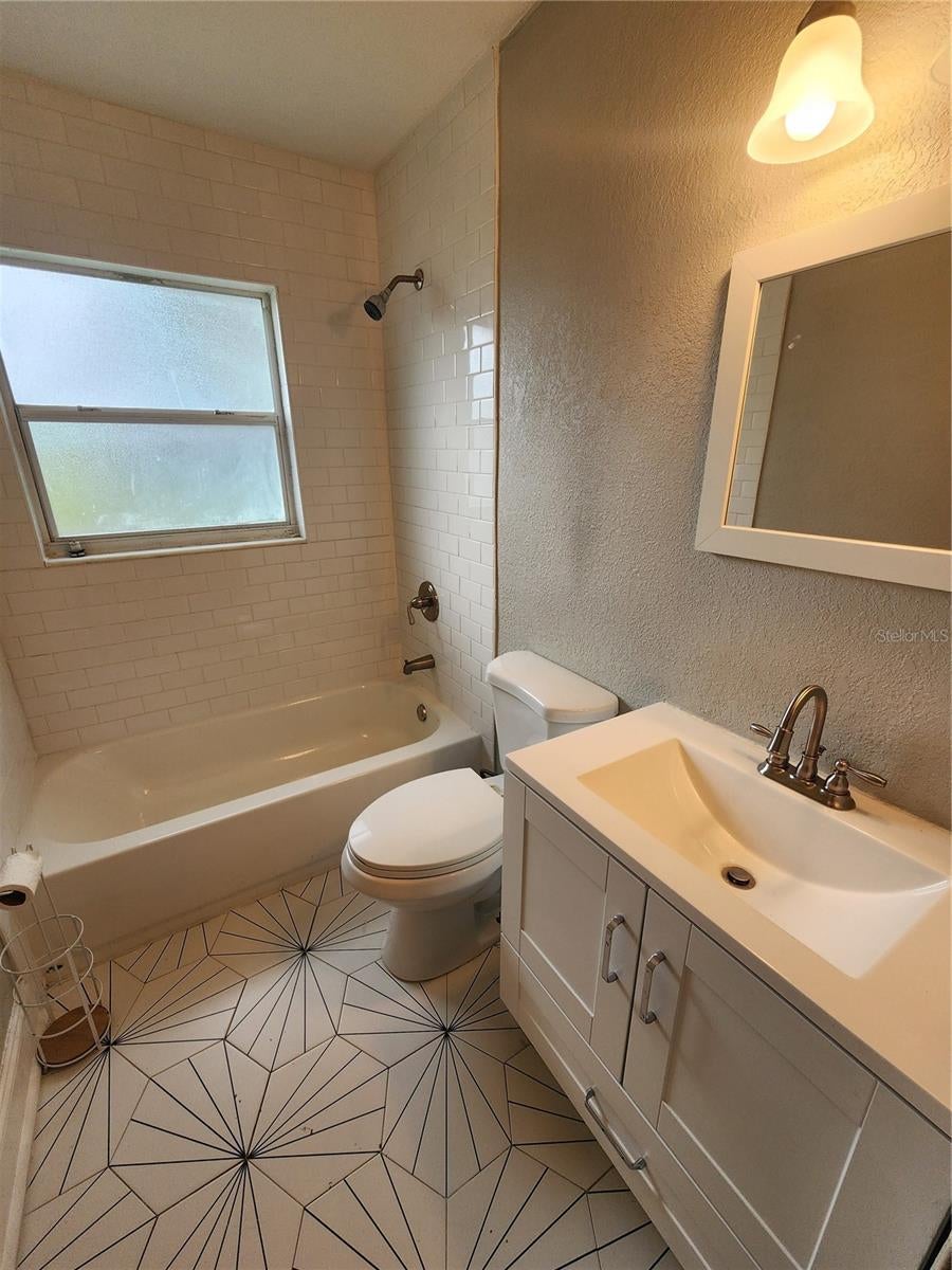 4307 W Main St, Tampa, FL 33607 photo