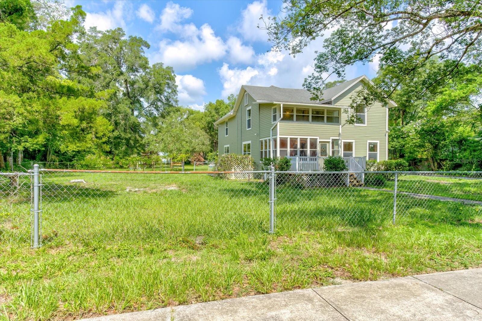 543 N Thorpe Ave, Orange City, FL 32763 photo