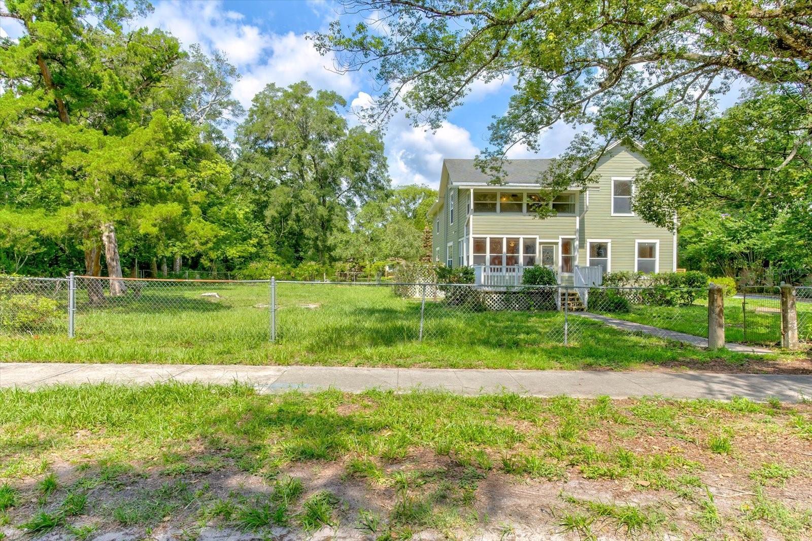 543 N Thorpe Ave, Orange City, FL 32763 photo