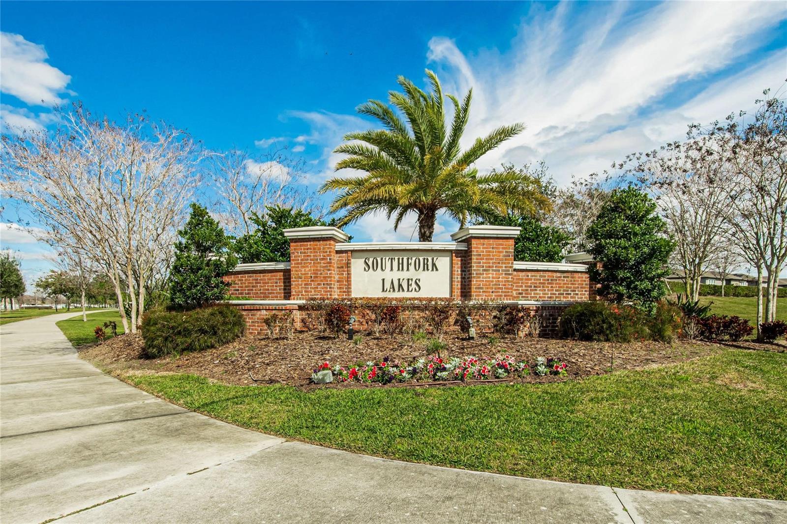 11355 Leland Groves Dr, Riverview, FL 33579 photo