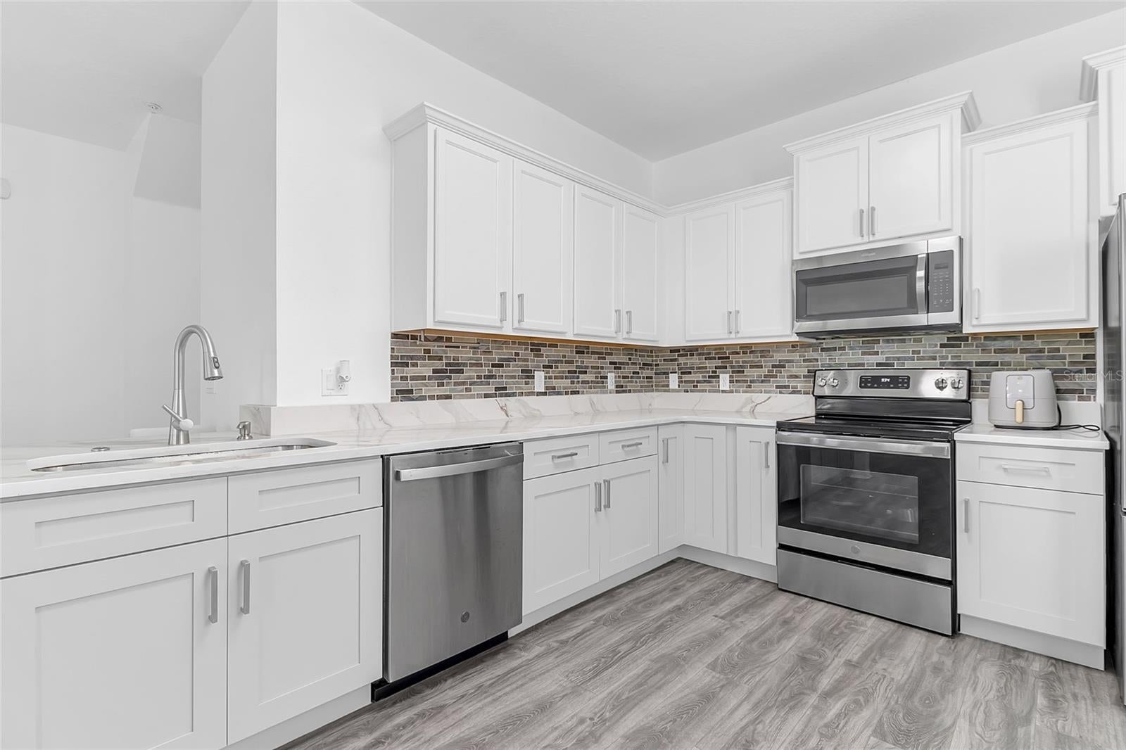 2280 Betsy Ross Ln, Saint Cloud, FL 34769 photo