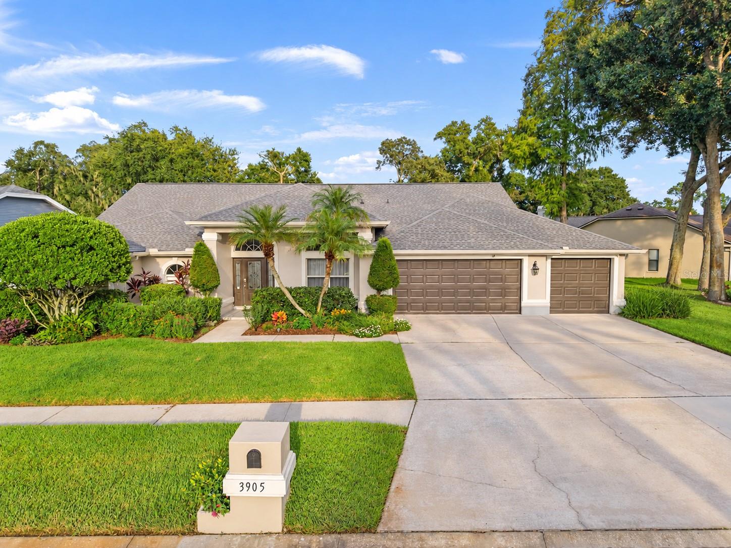 3905 Northridge Dr, Valrico, FL 33596