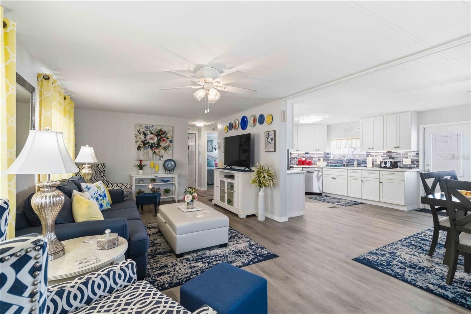 2107 Palma Sola Blvd #10, Bradenton, FL 34209 photo