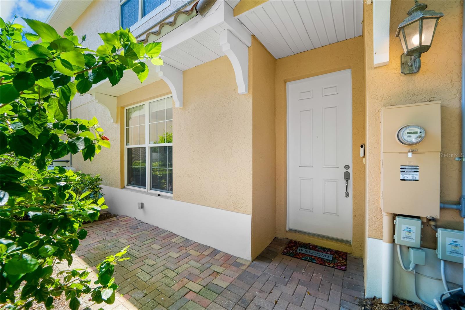 191 Banyan Bay Dr, Saint Petersburg, FL 33705 photo