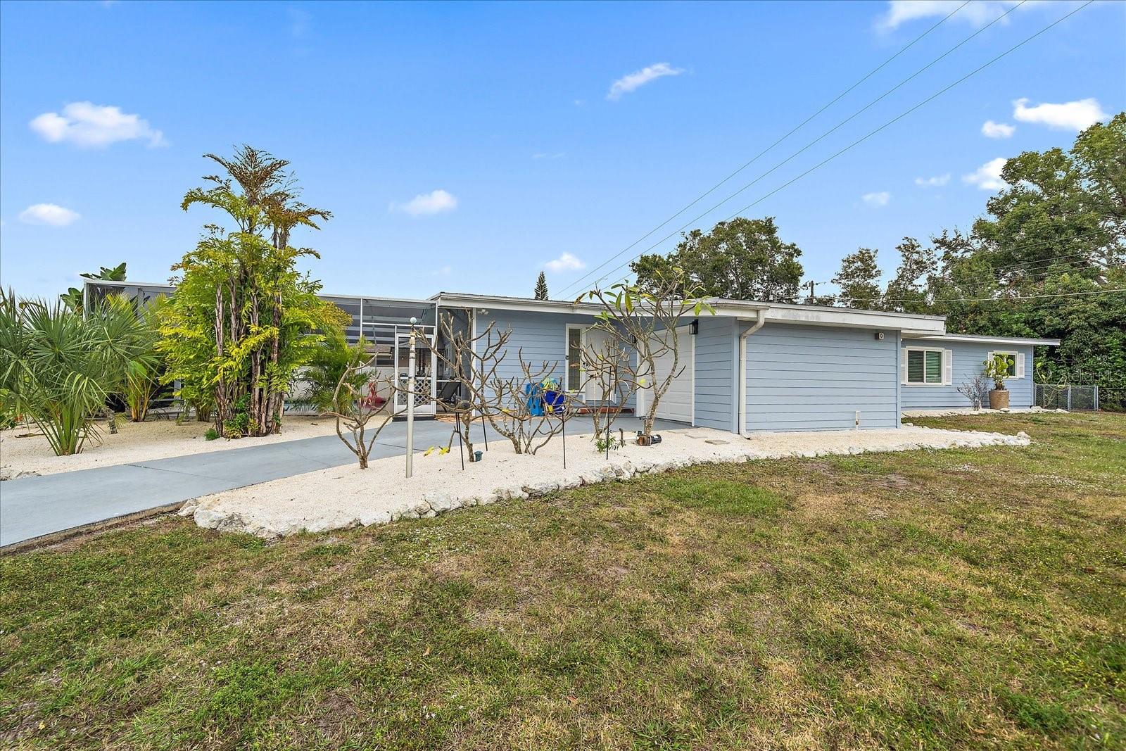 217 46 St, Bradenton, FL 34209