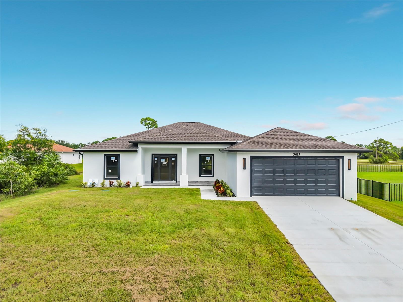3613 47 Ln, Cape Coral, FL 33993