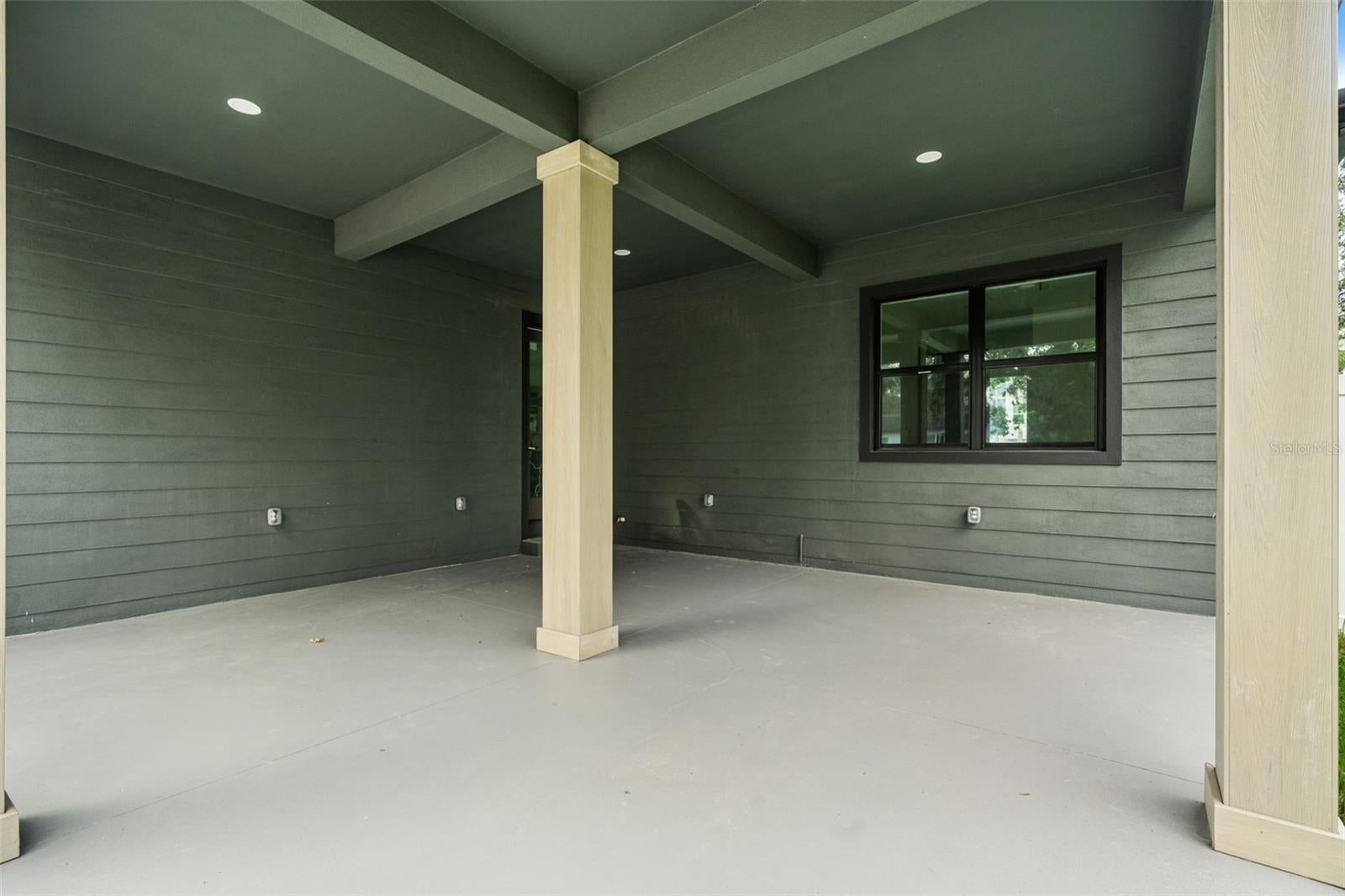 6606 N 9 St, Tampa, FL 33604 photo