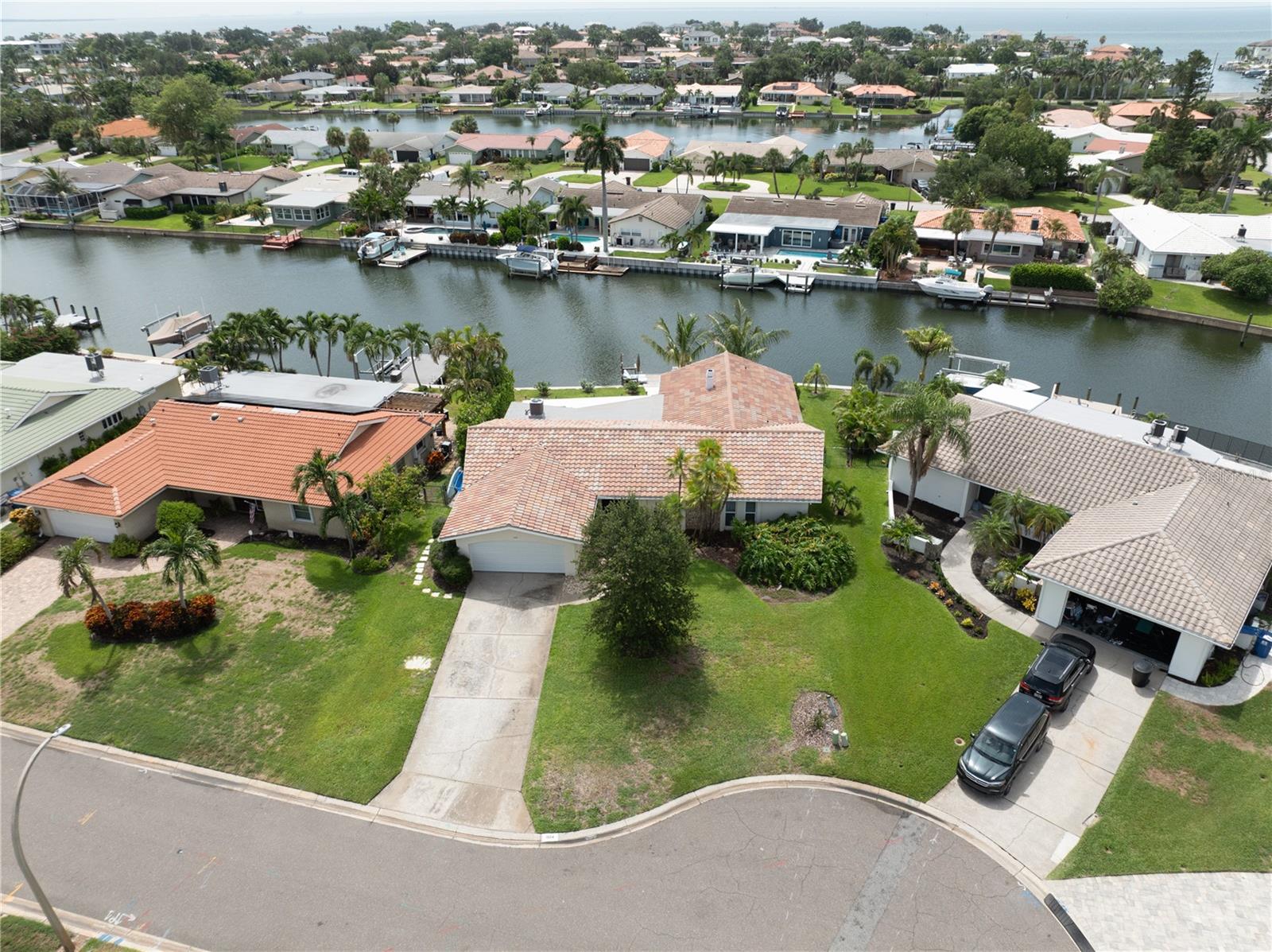 1924 Michigan Ave, Saint Petersburg, FL 33703 photo