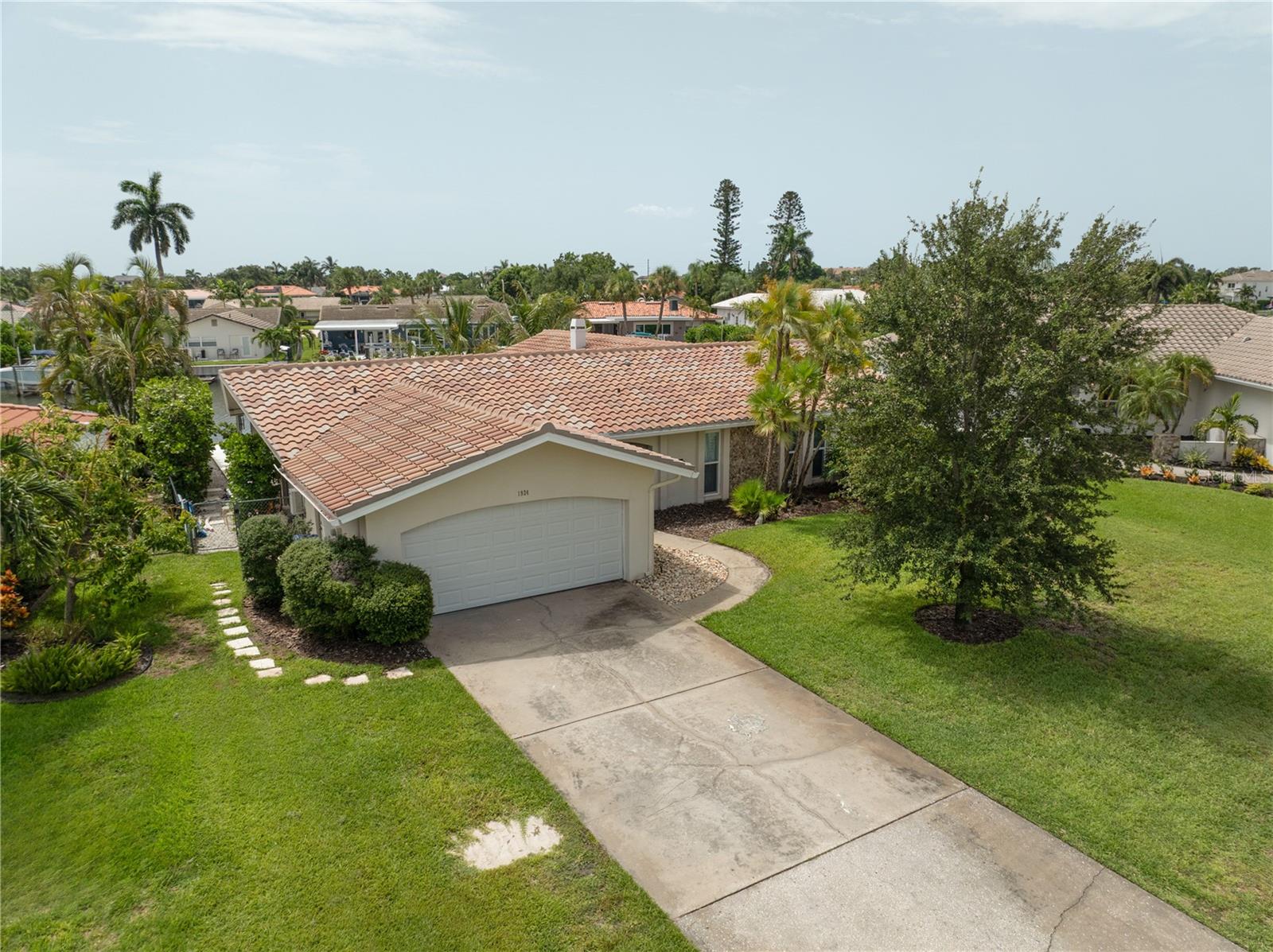 1924 Michigan Ave, Saint Petersburg, FL 33703 photo