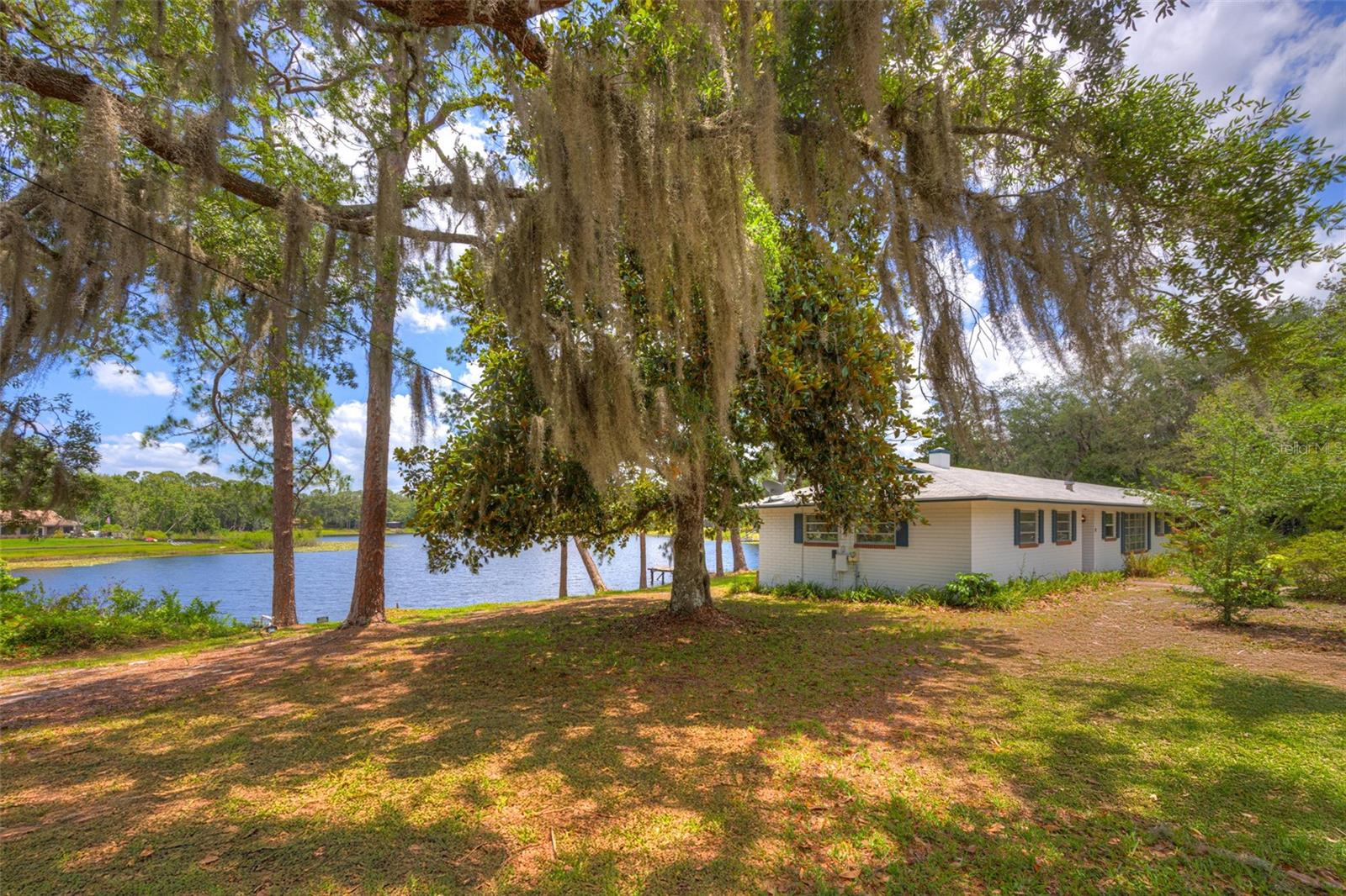 33 Willow Ln, Deland, FL 32724 photo