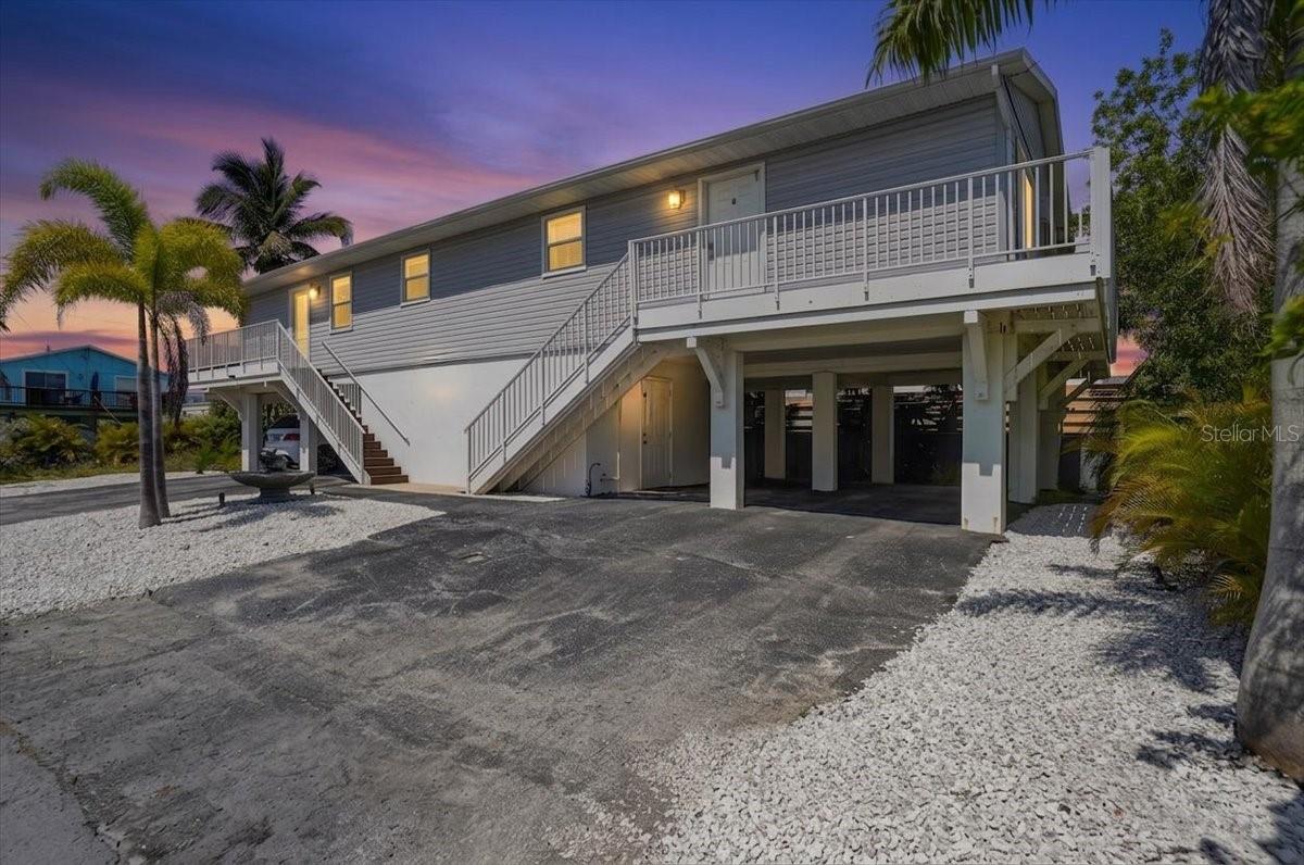 3303 6 Ave, Holmes Beach, FL 34217