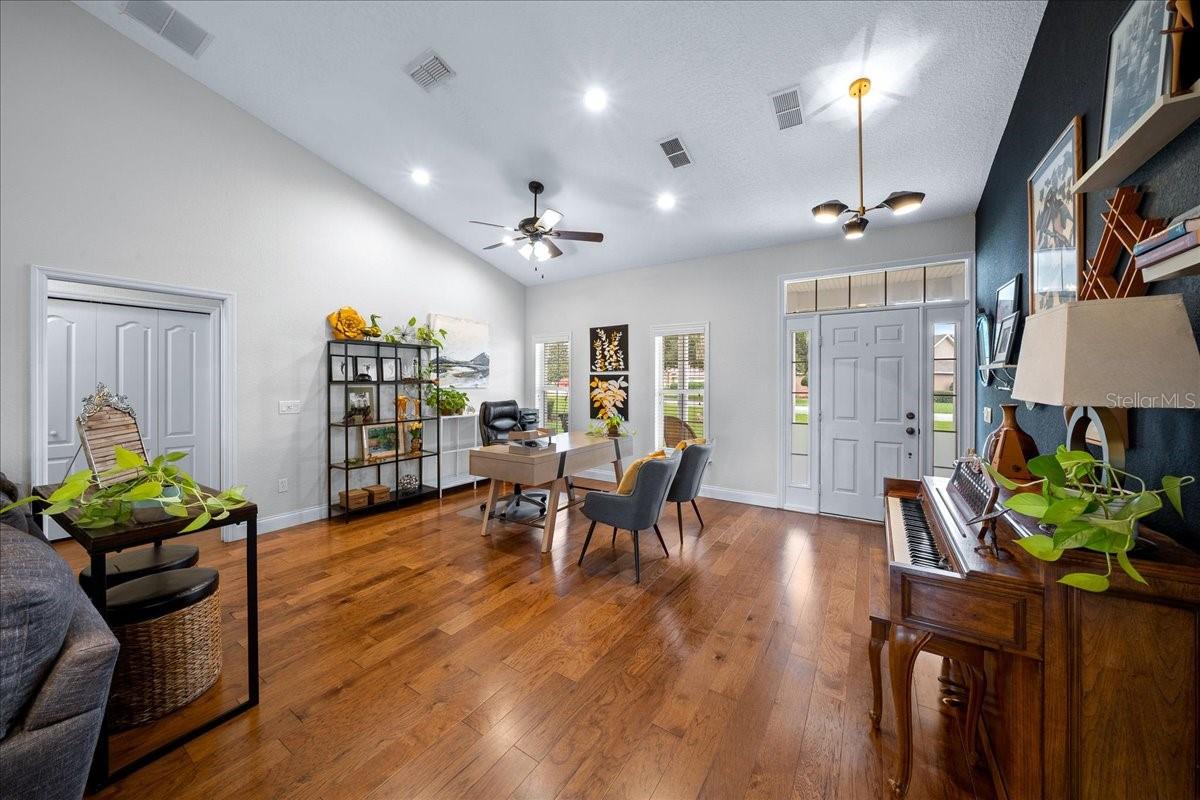 10580 SE 42 Ct, Belleview, FL 34420 photo